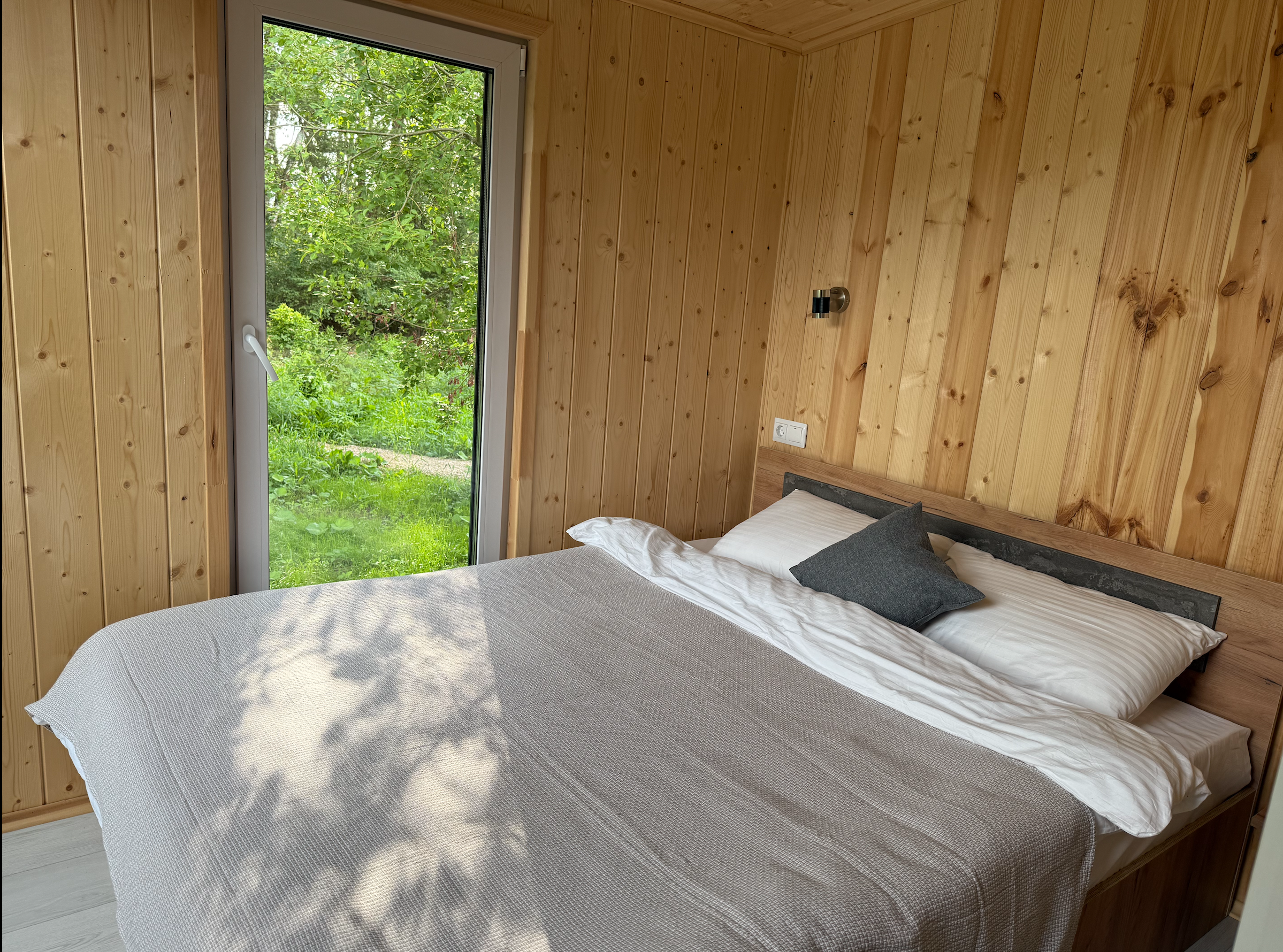 Домик "Модерн" с отдельной спальней и кухней-гостиной