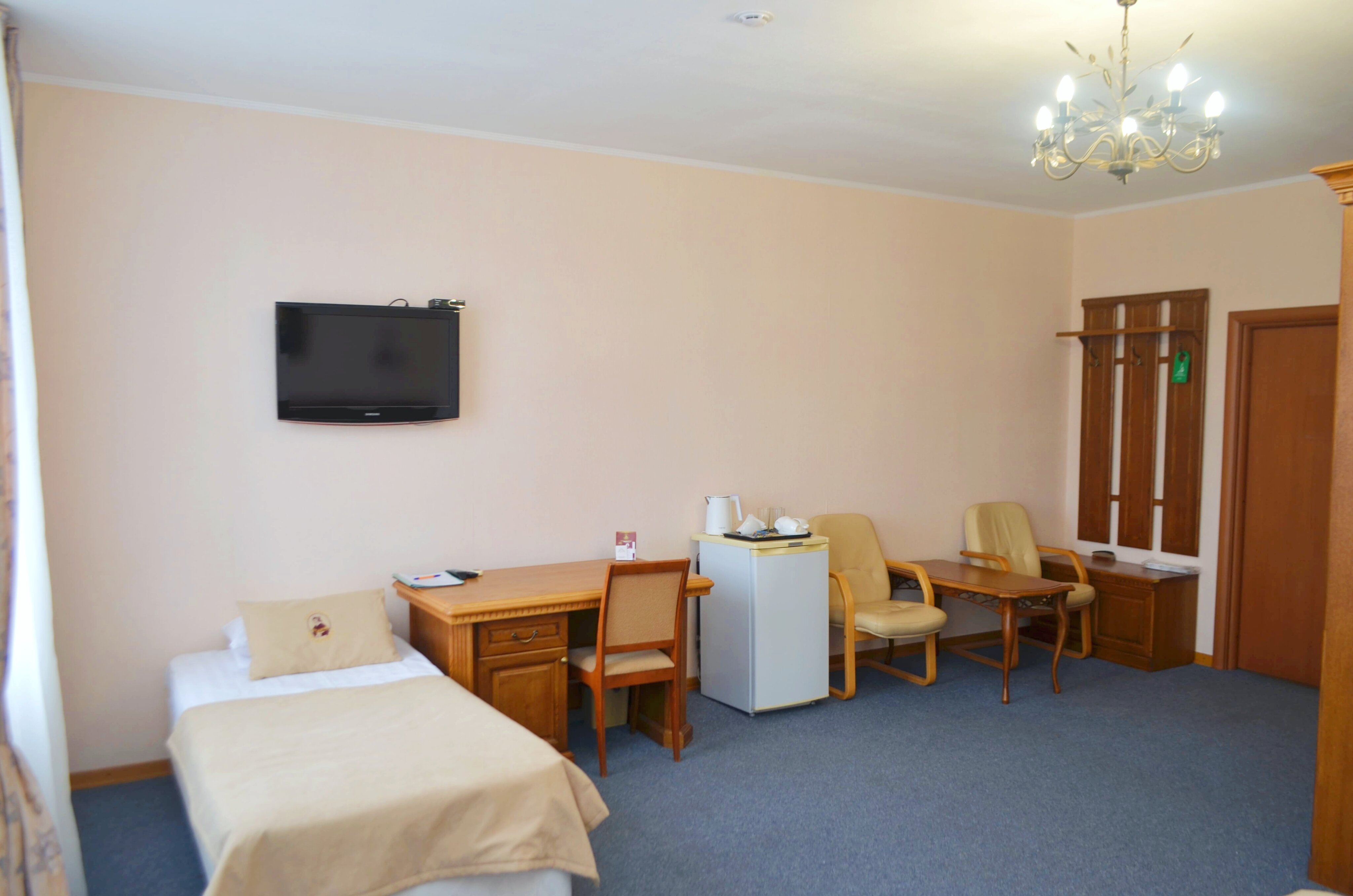 Улучшенный трехместный номер