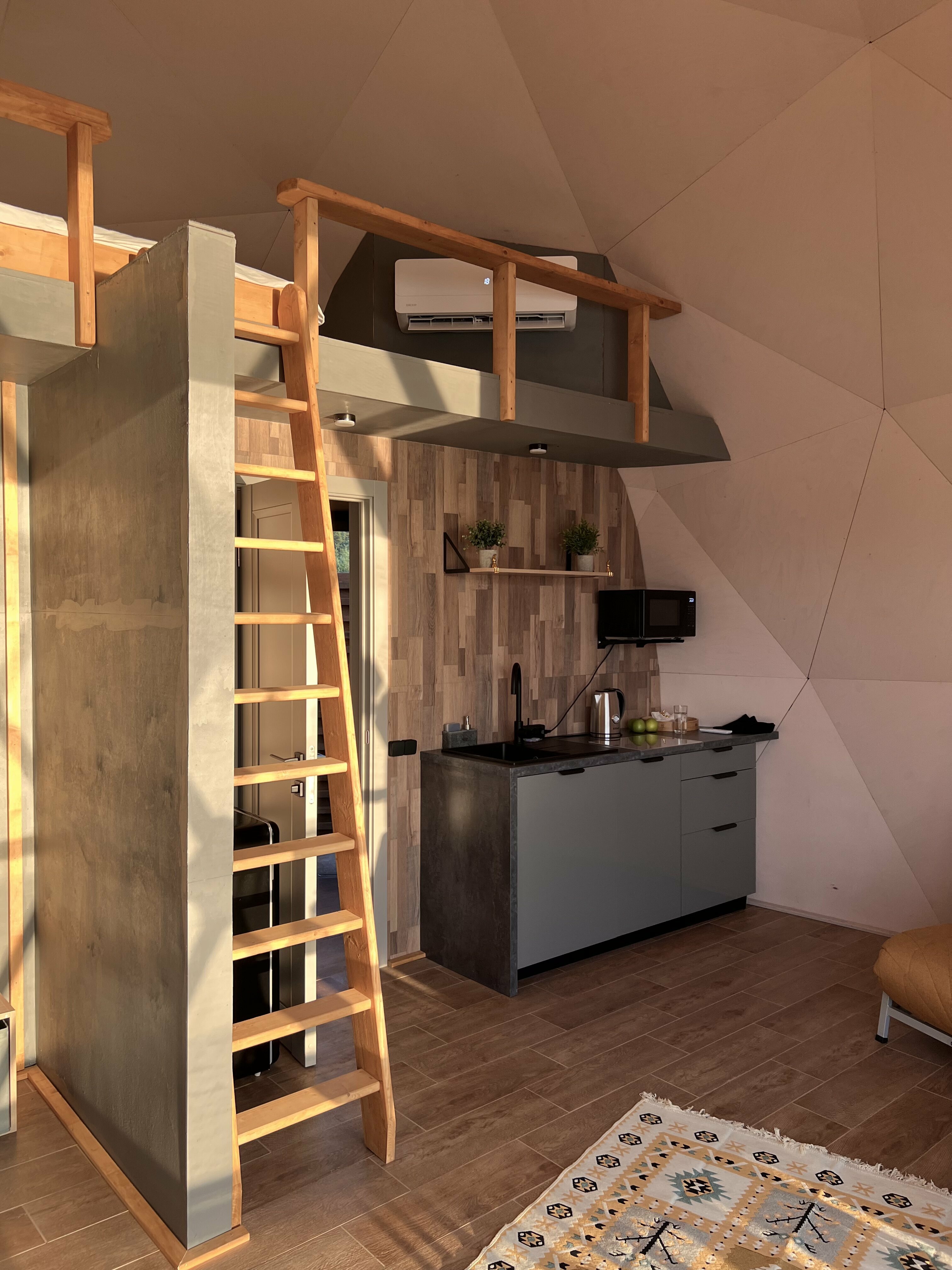 Sphere деревянная