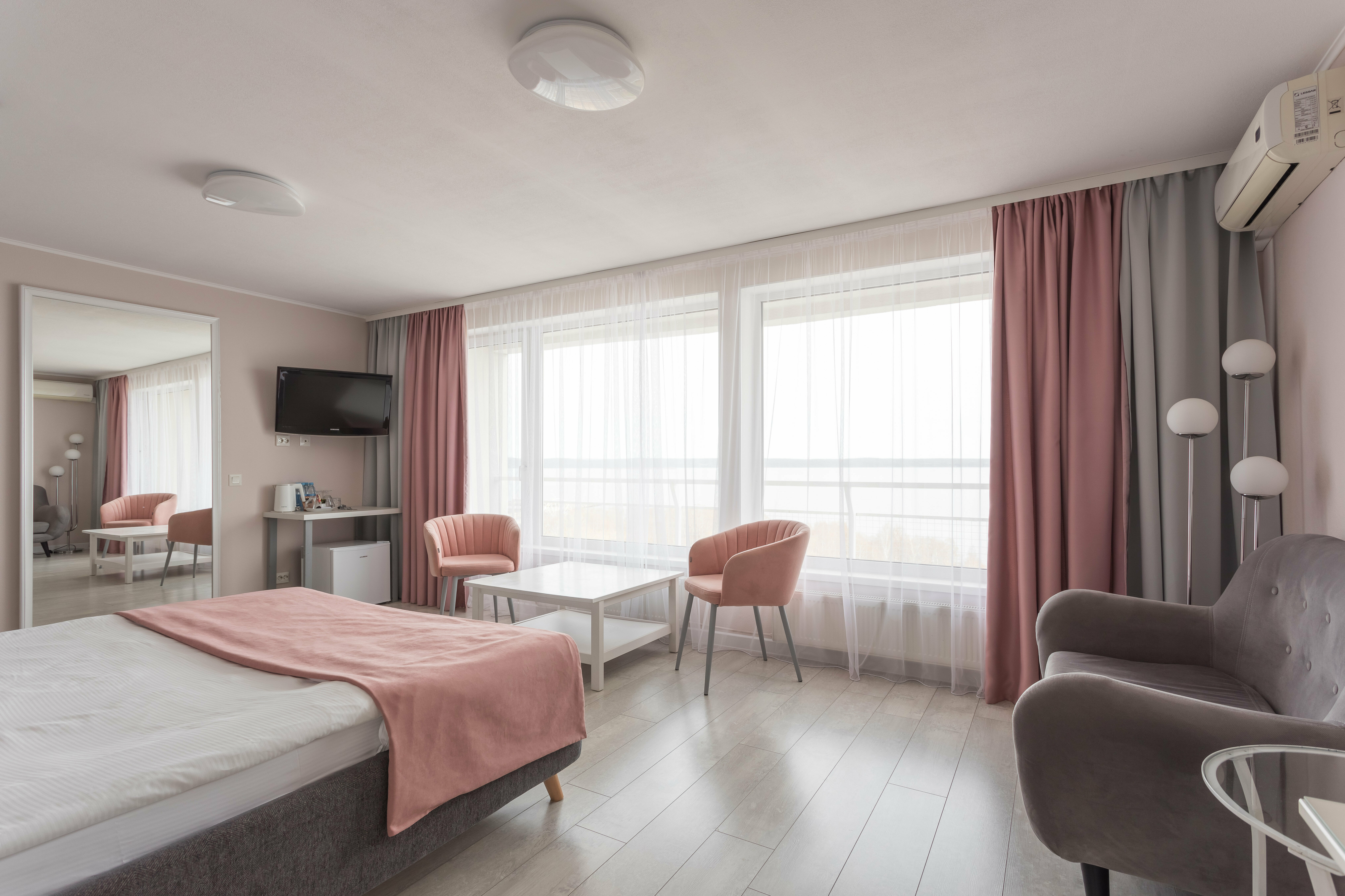 Джуниор Сюит с сауной