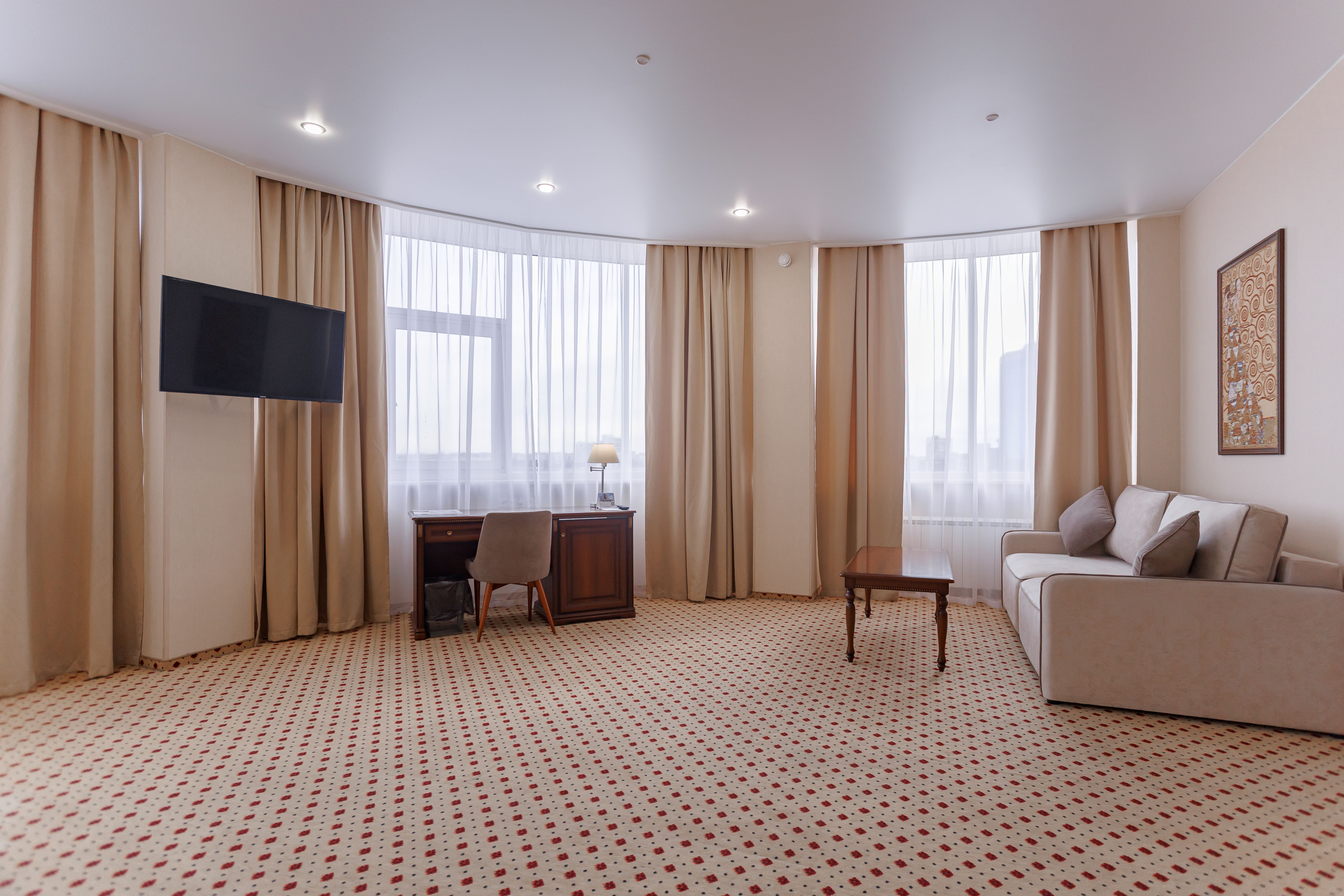 Панорамный двухкомнатный Люкс