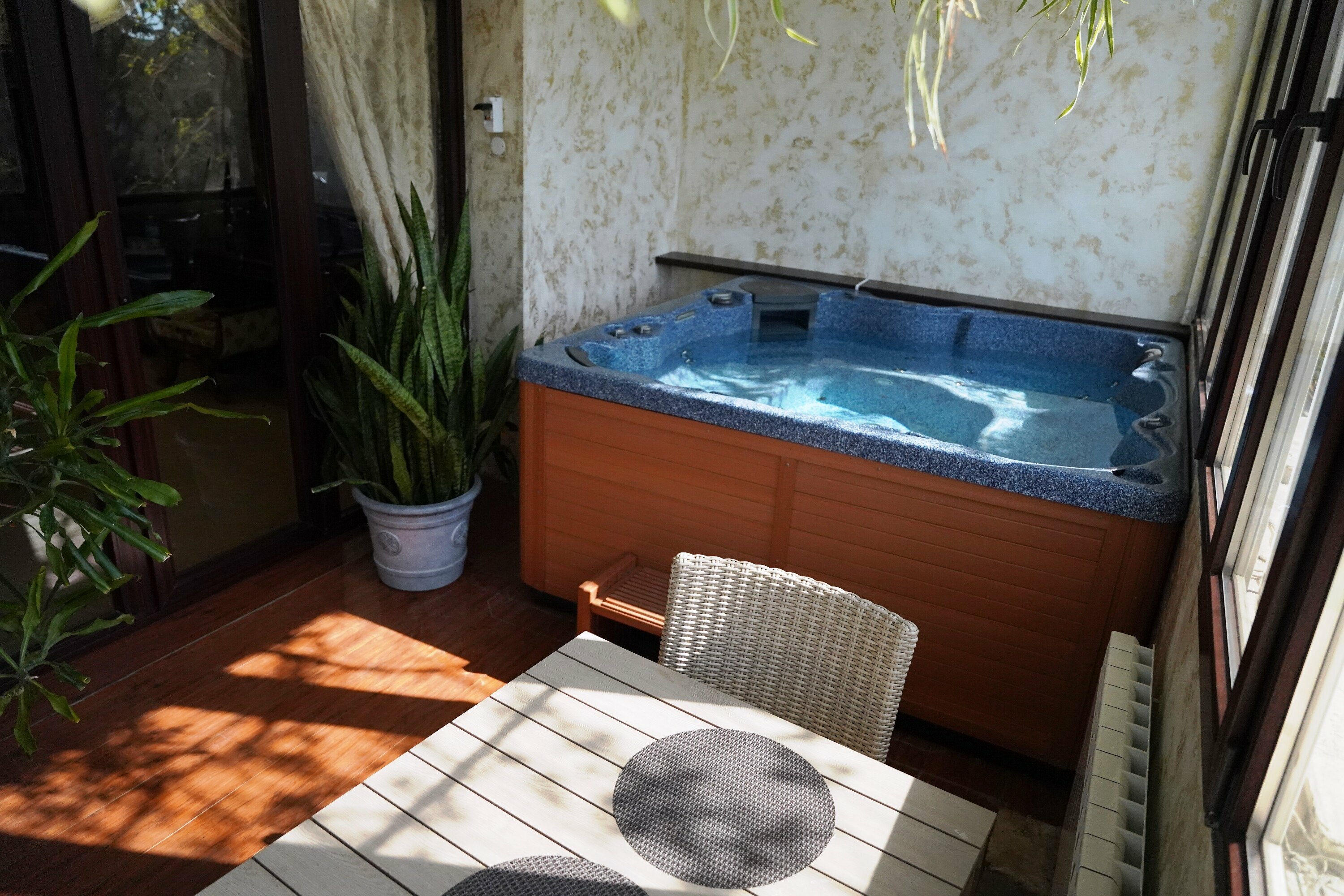 Люкс с джакузи