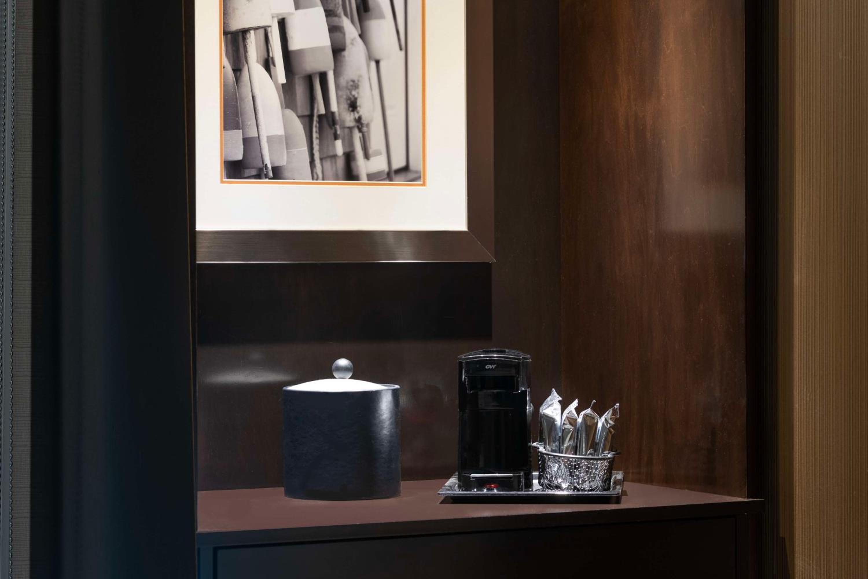 Queen Room with Two Queen Beds - Mobility and Hearing Access/Non-Smoking