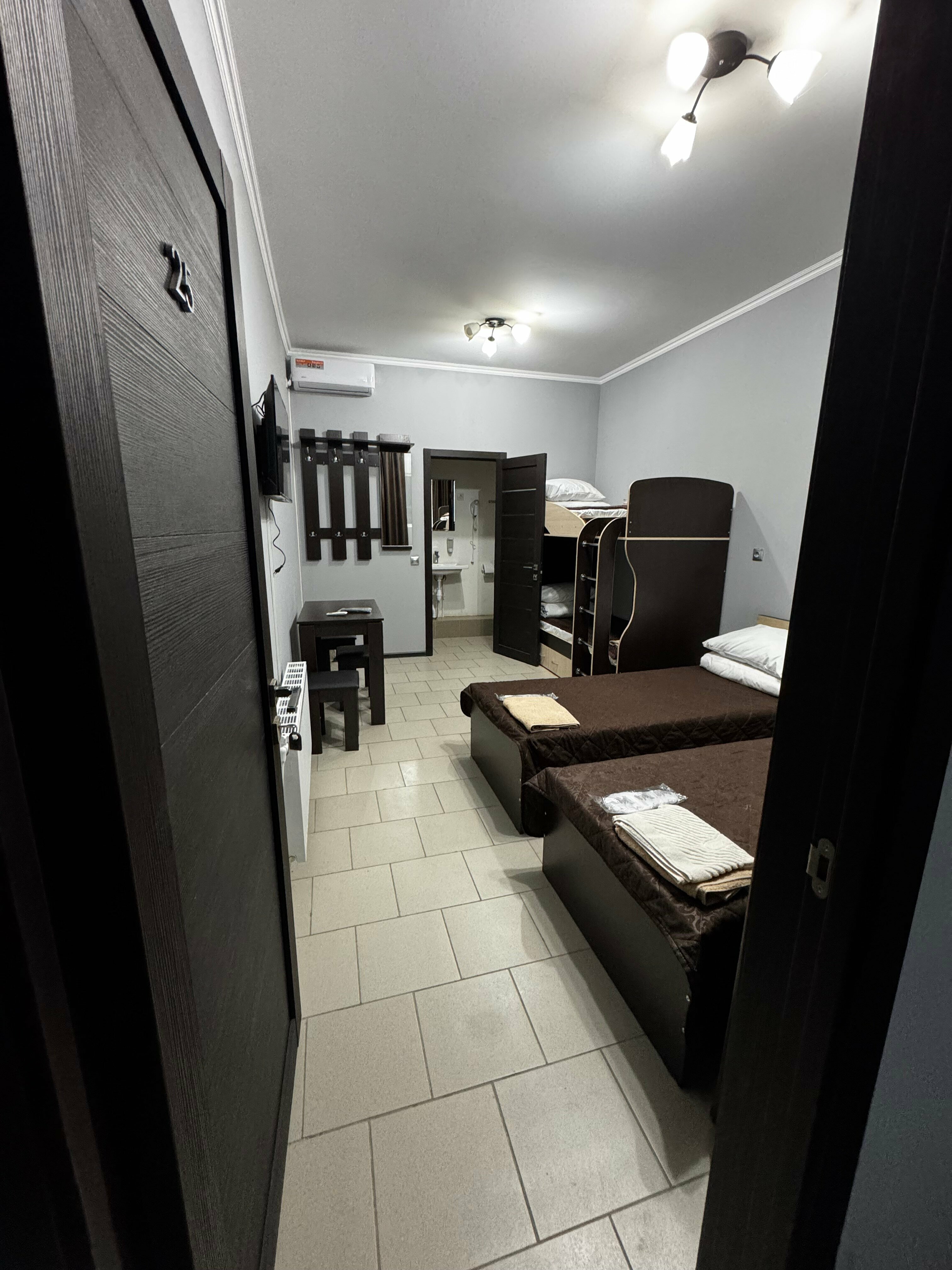 Четырехместный номер с удобствами