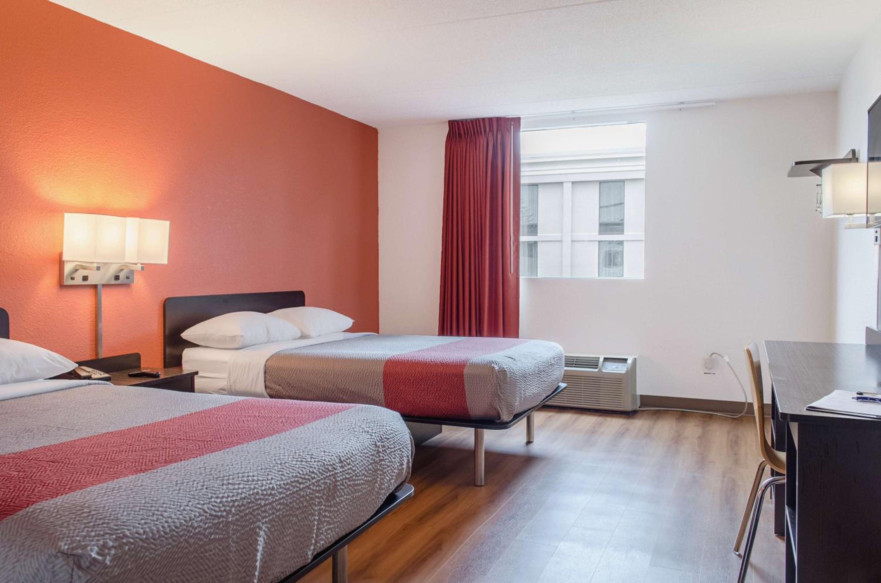 Quadruple Room - Non-Smoking