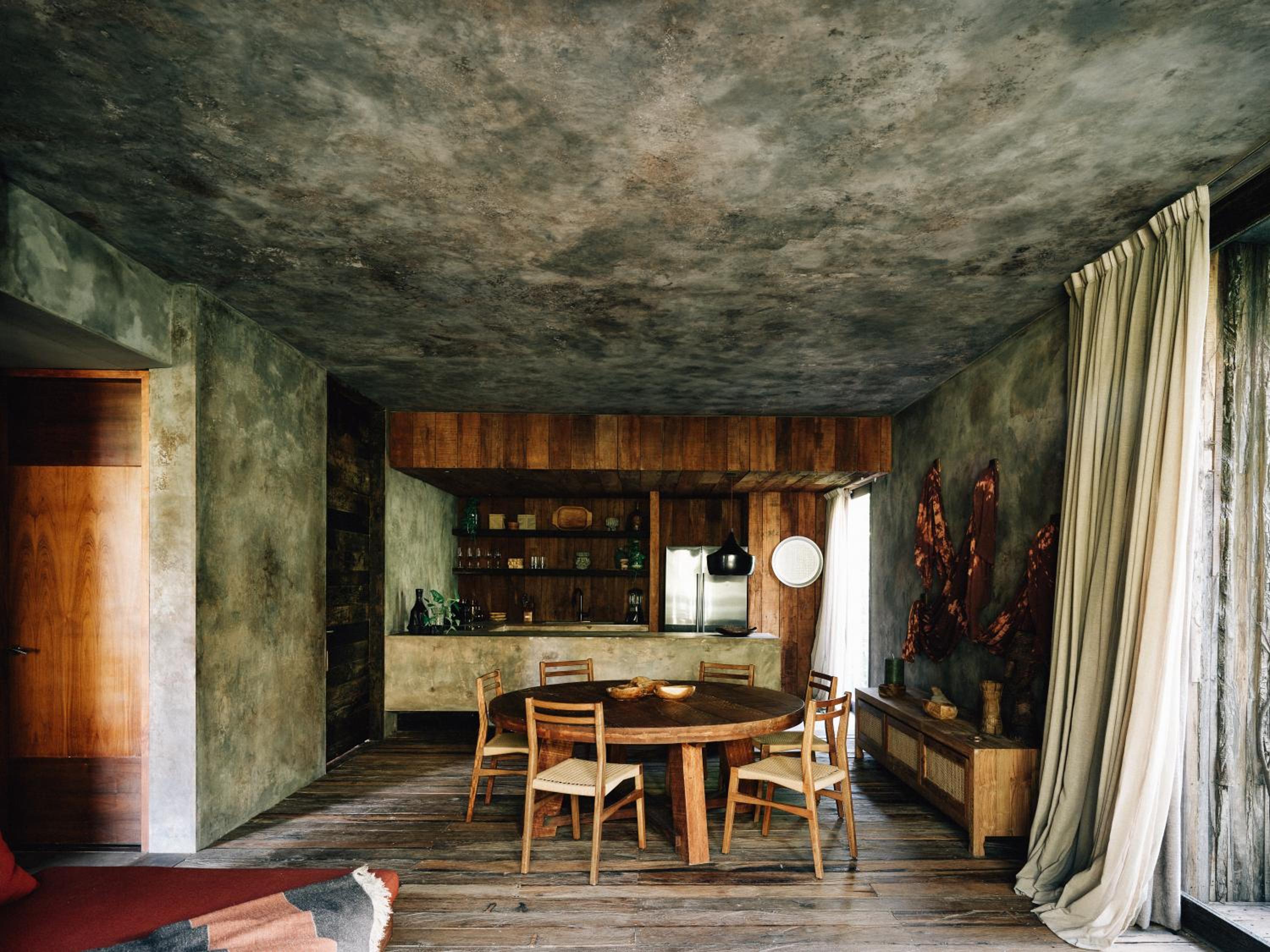 Premier Jungle Suite