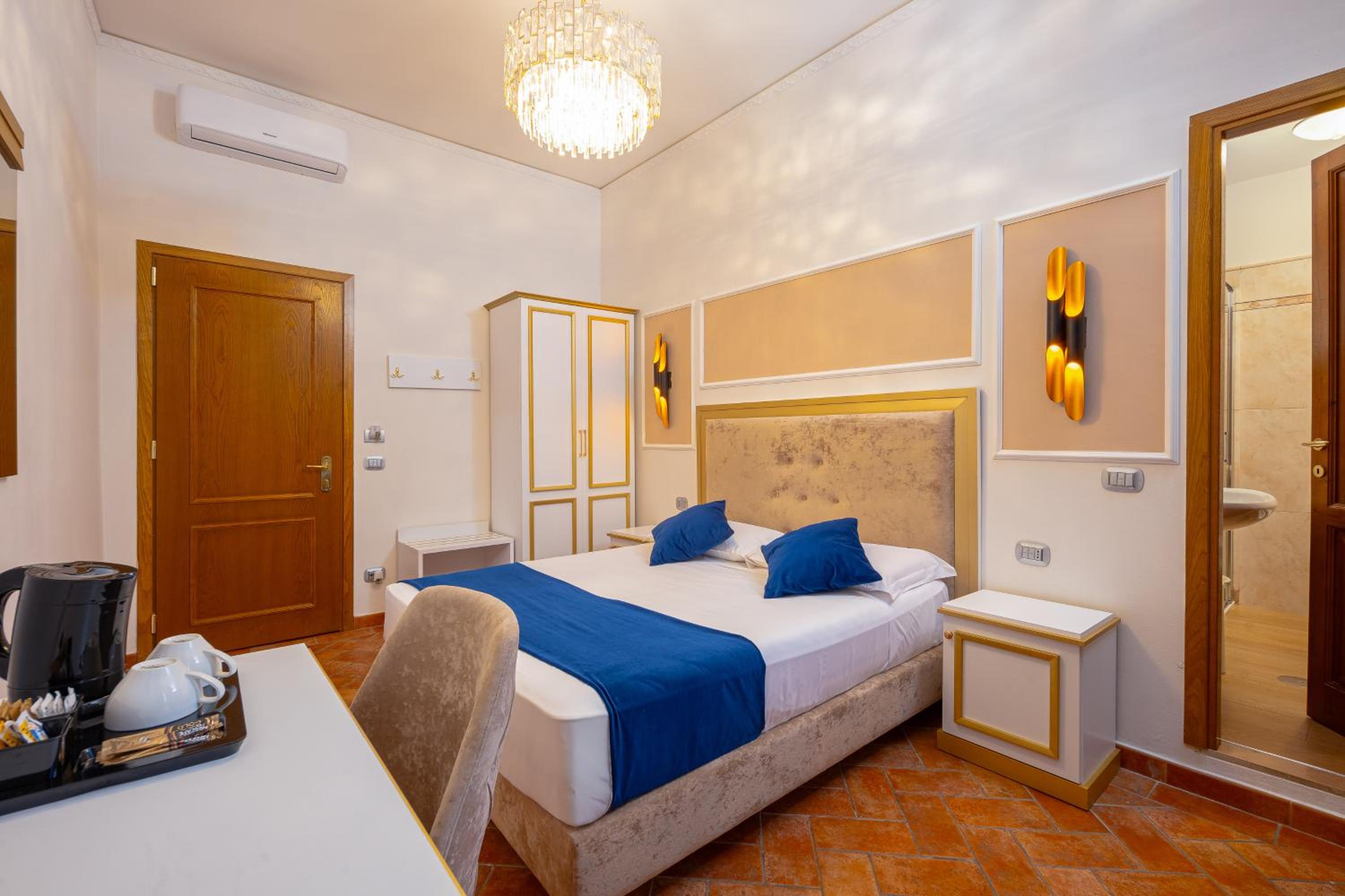 Superior Double or Twin Room with Terrace