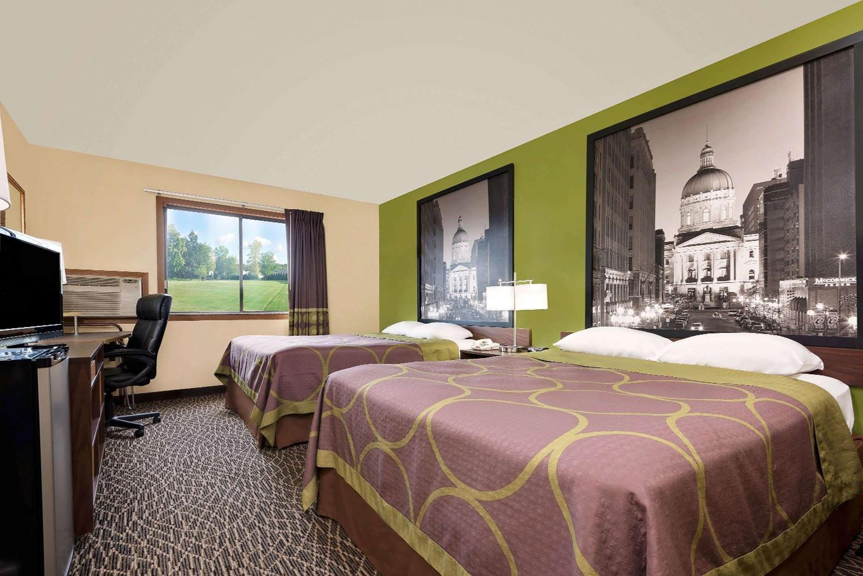 Queen Room with Two Queen Beds - Non-Smoking