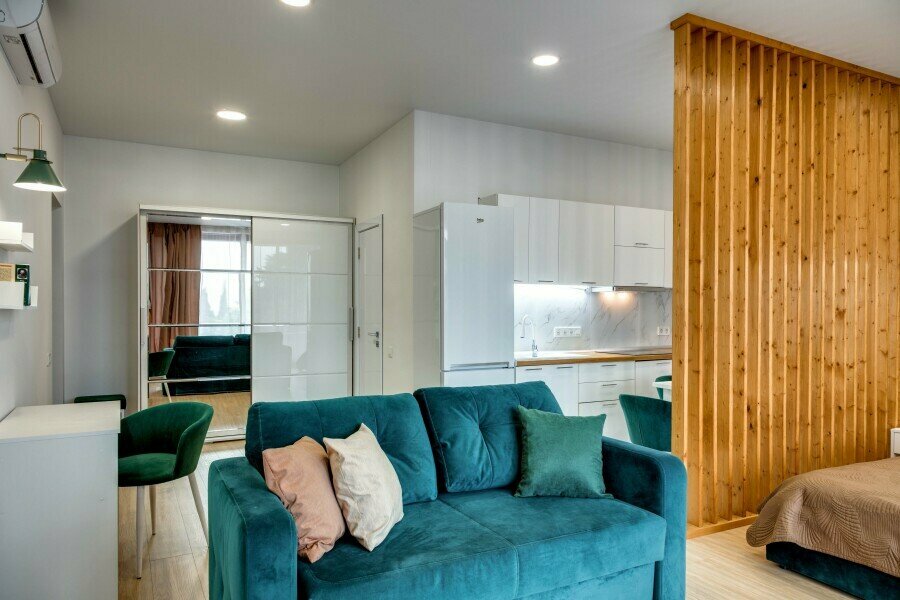 7-3 Студия с балконом