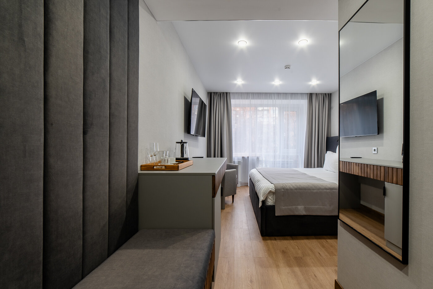 Улучшенный номер с кроватью размера «king-size»