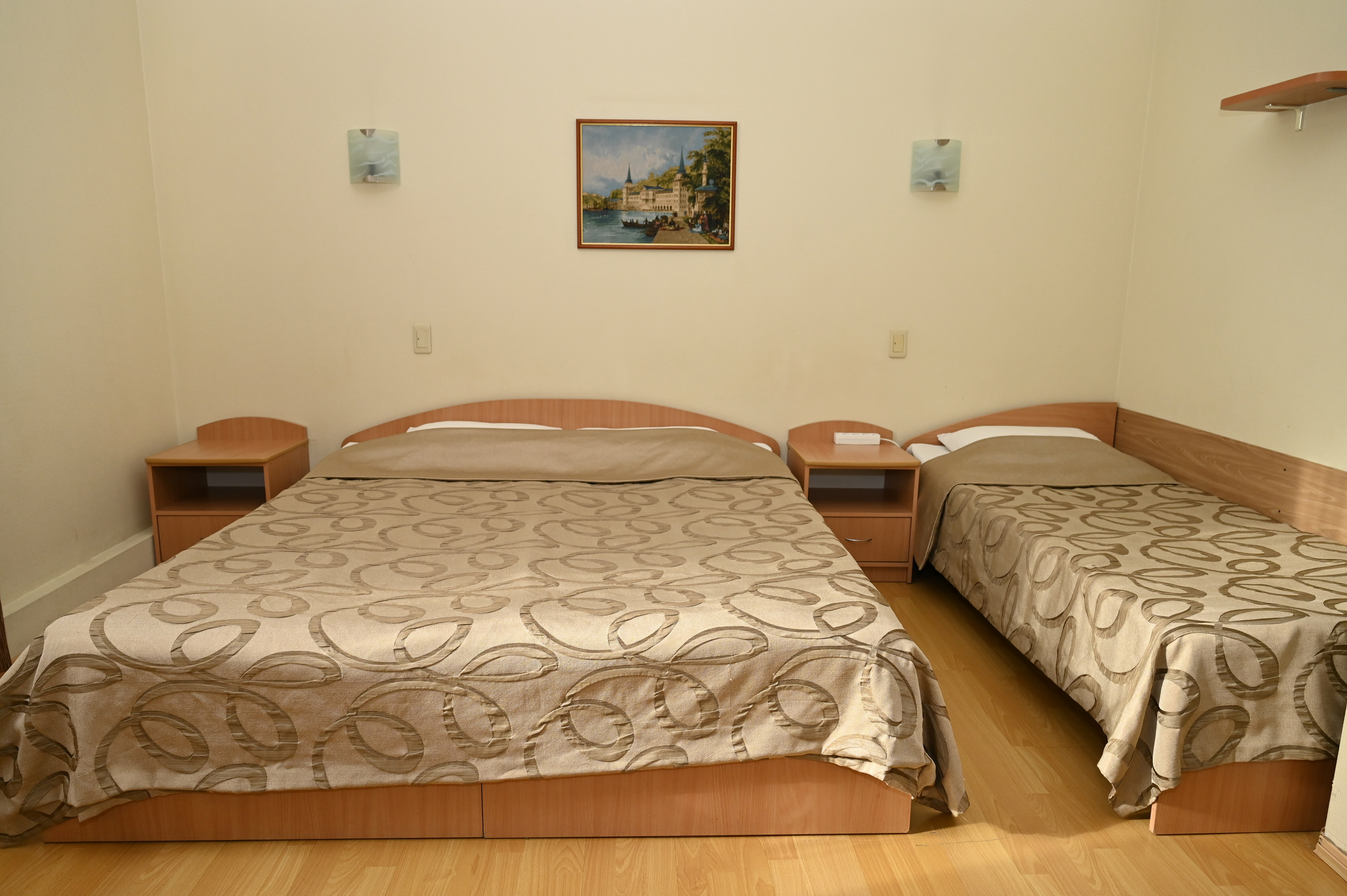 Стандартный трехместный номер