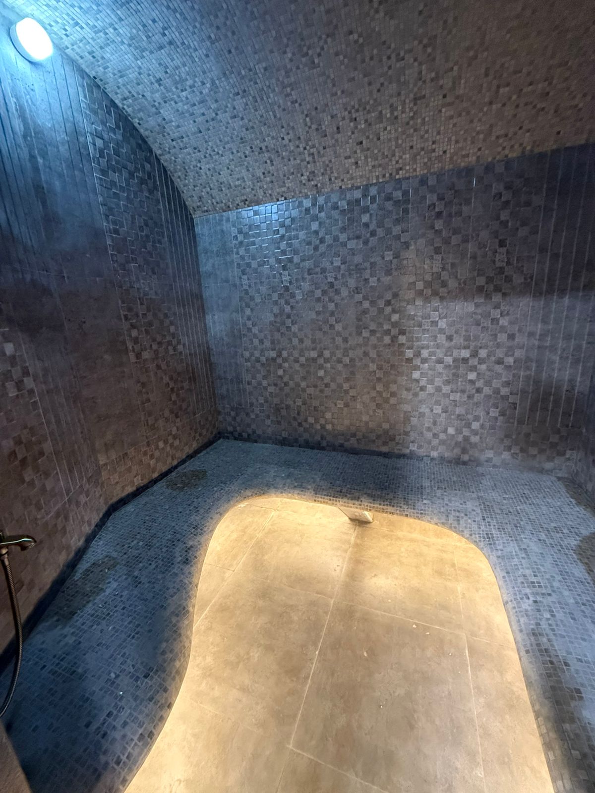 Коттедж с собственным бассейном