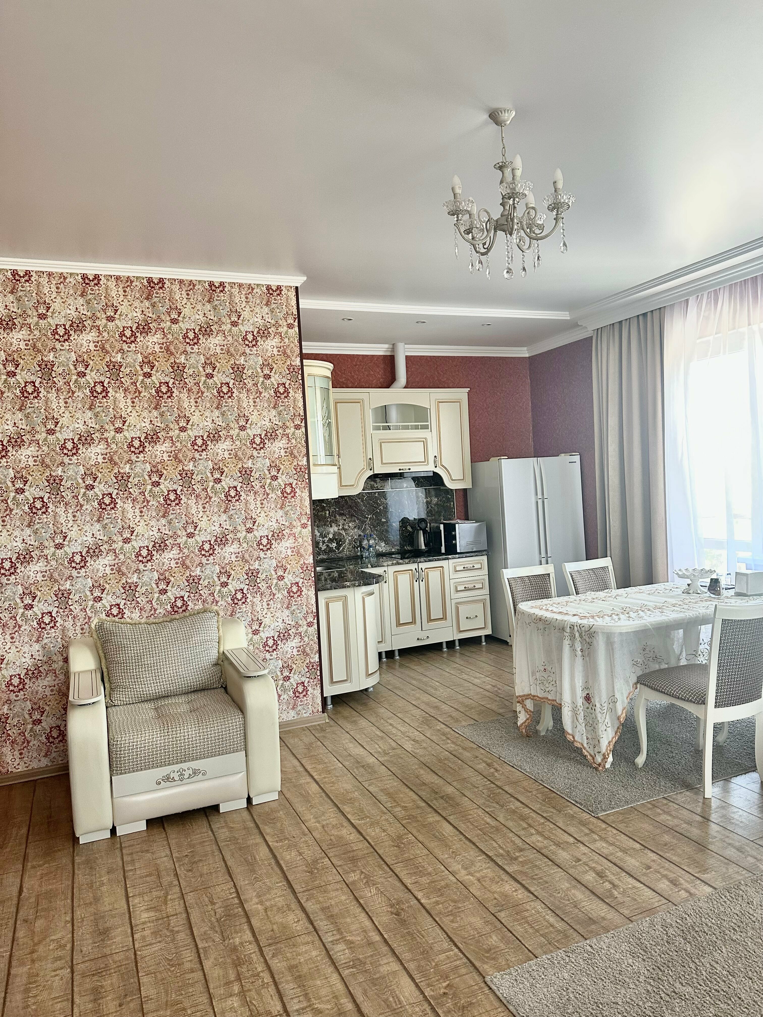 Люкс с балконом