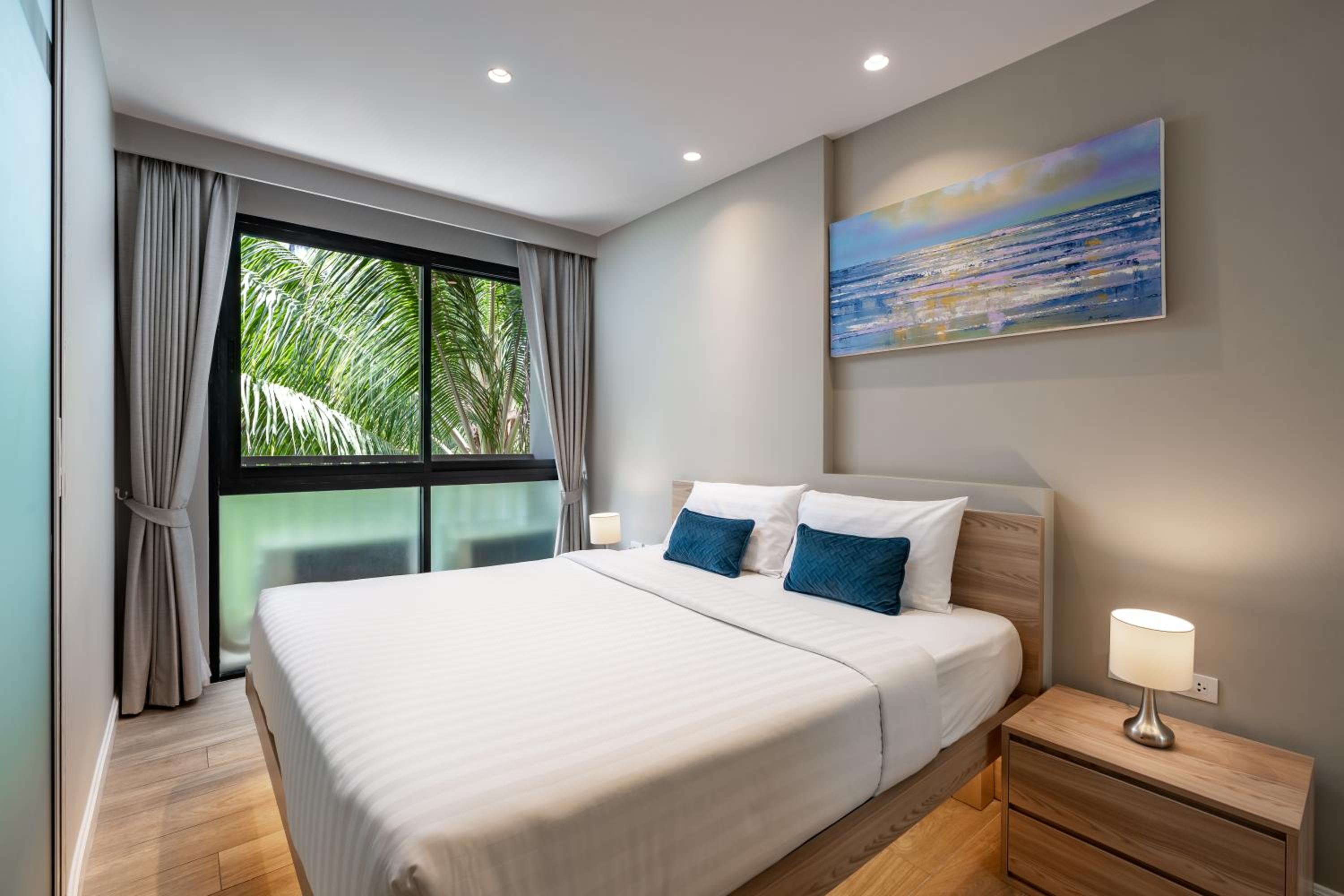 Grand Deluxe Suite Pool View