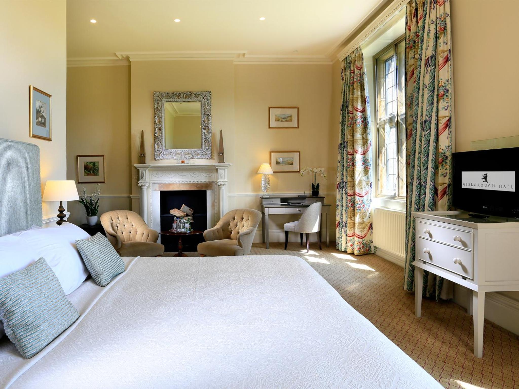 Old Hall Feature Double 