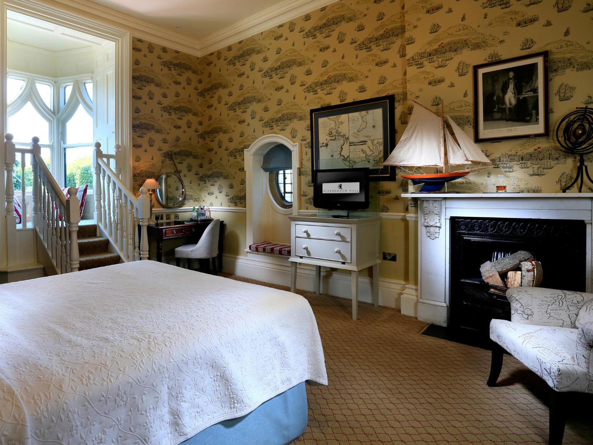 Old Hall Feature Double 