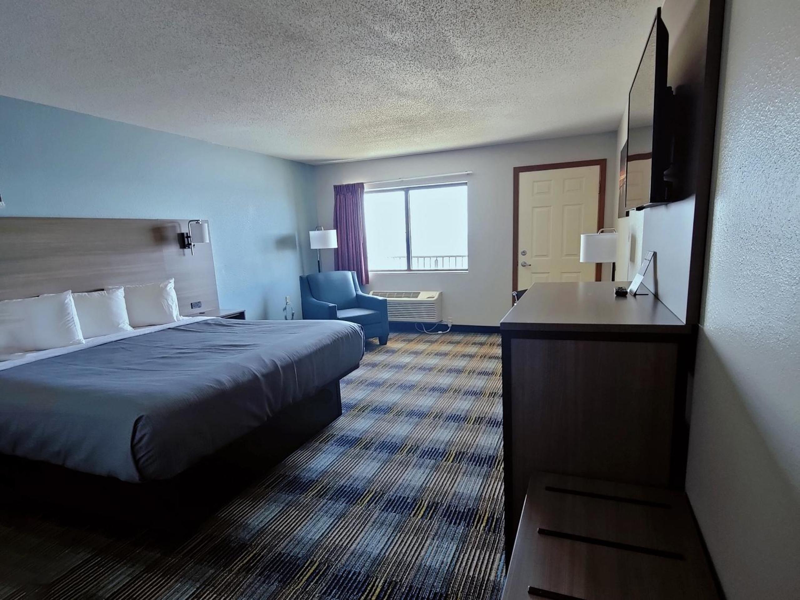 King Room with Balcony