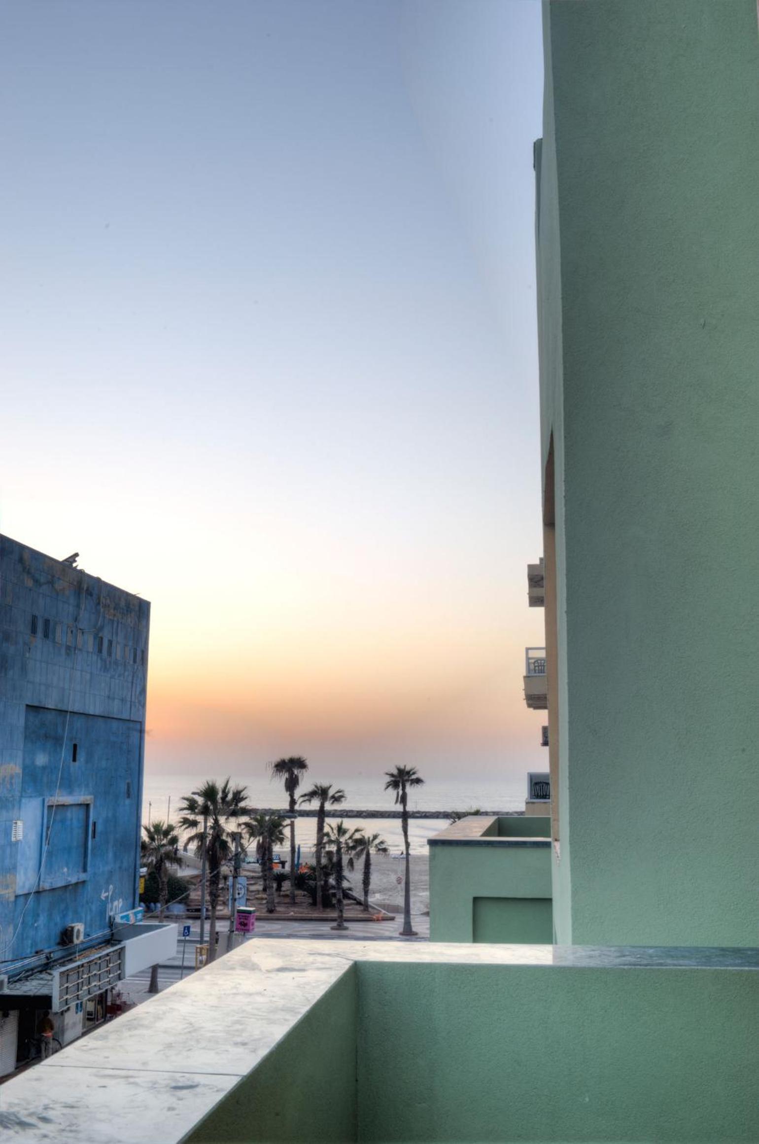 One-Bedroom Apartment (3 Adults)