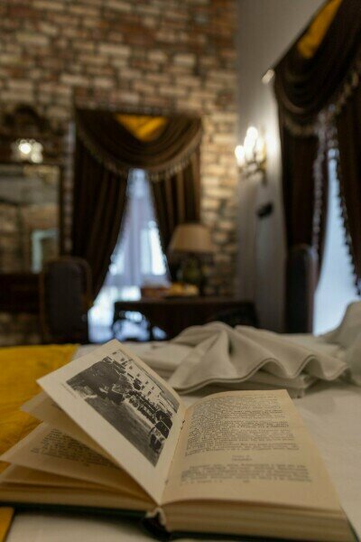 "Музей" вид на Соборную площадь