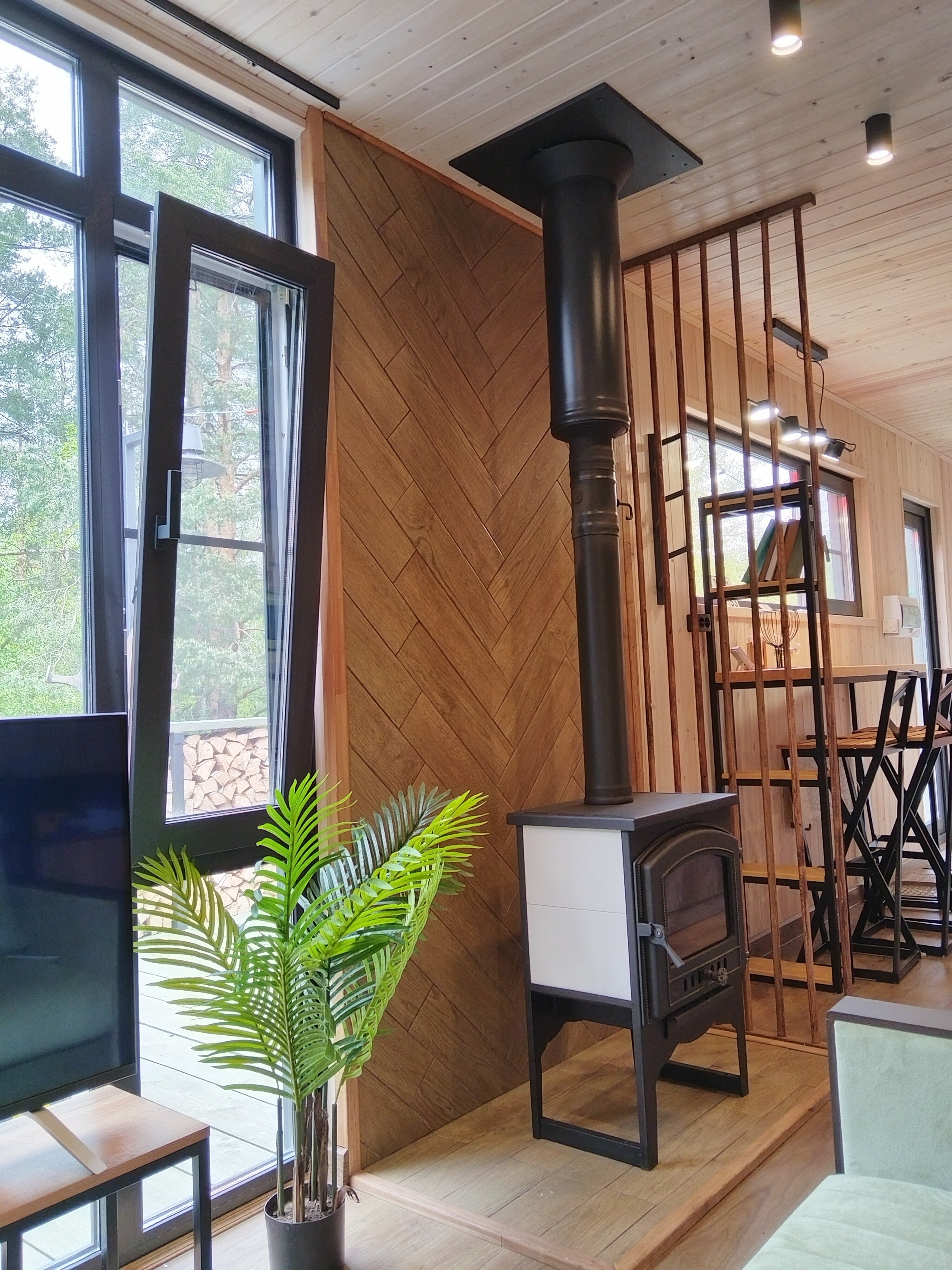 Дом с собственным бассейном