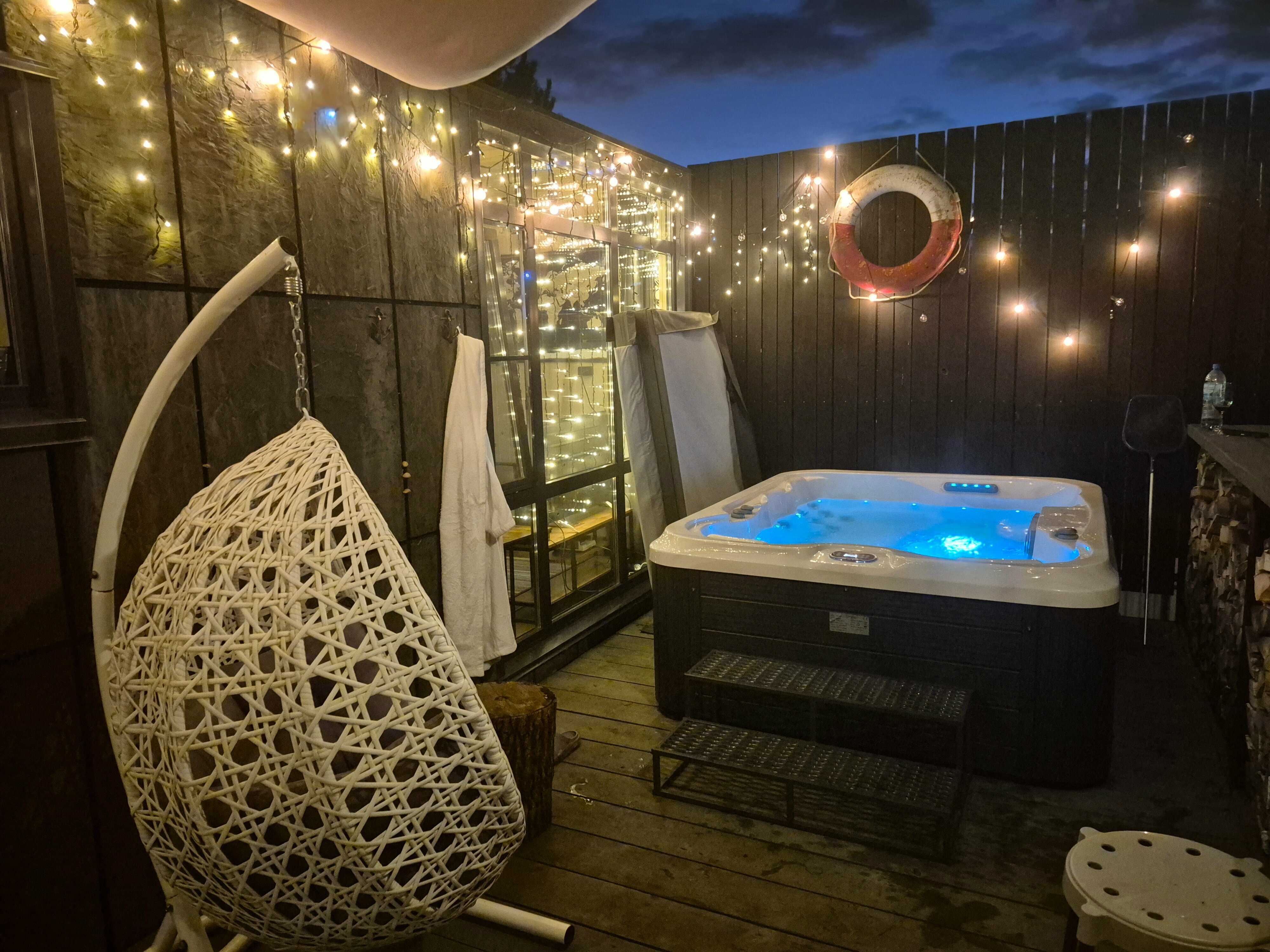 Дом с собственным бассейном