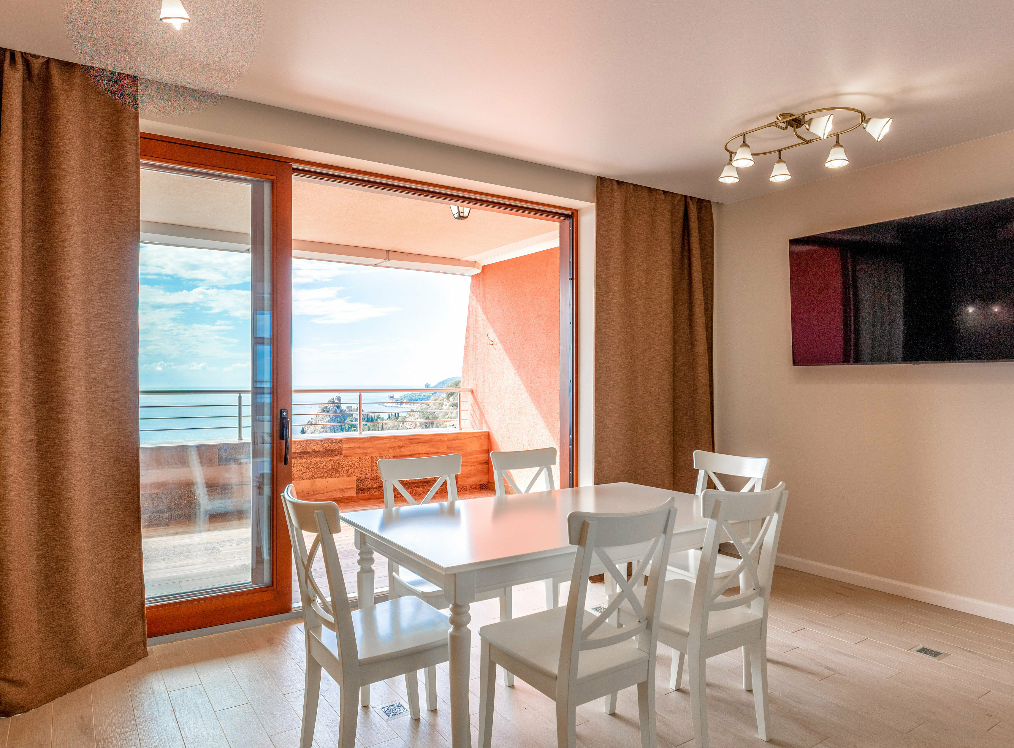 Апартаменты 116 с видом на море  и тремя санузлами