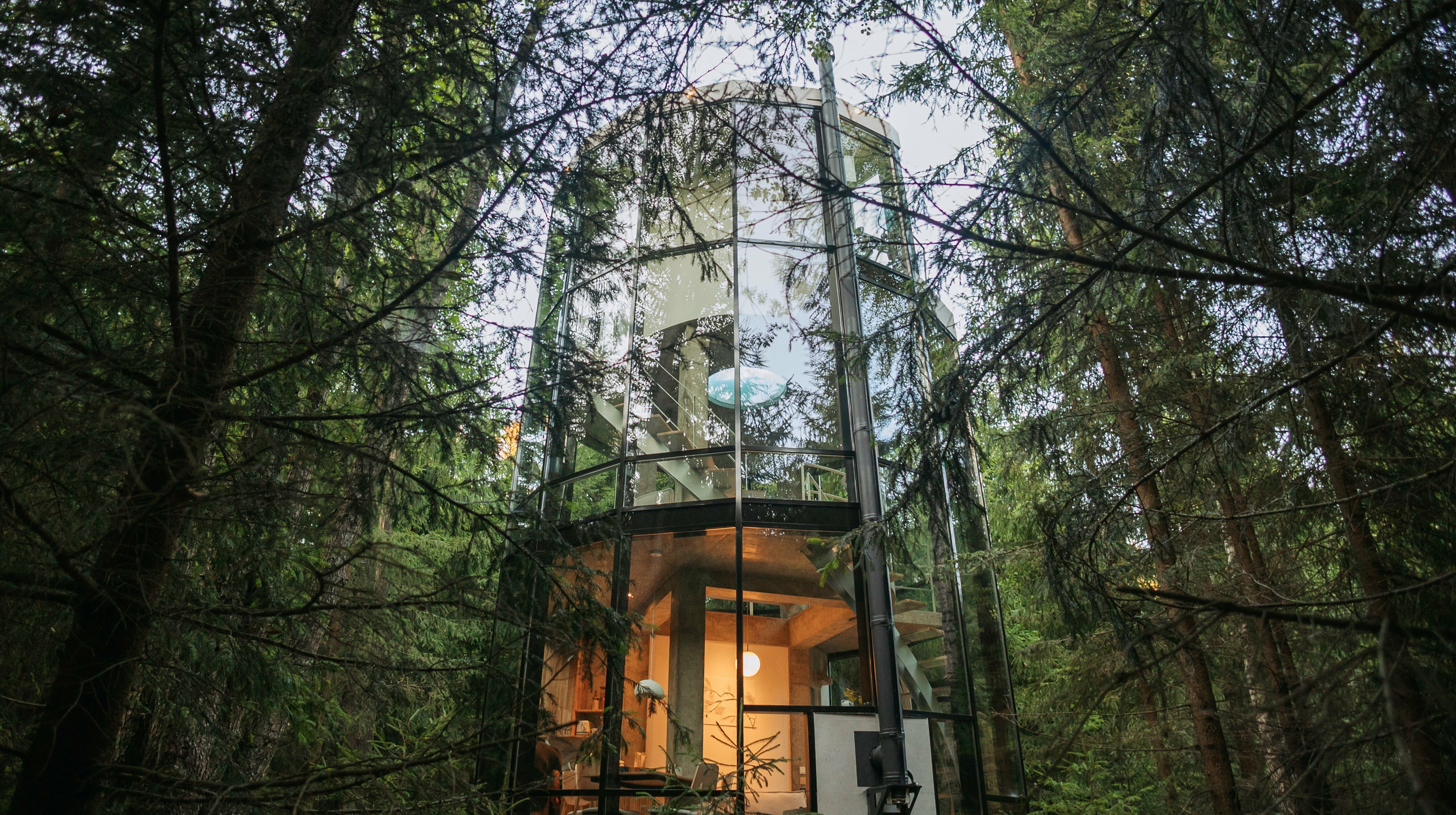 Дом с собственным бассейном