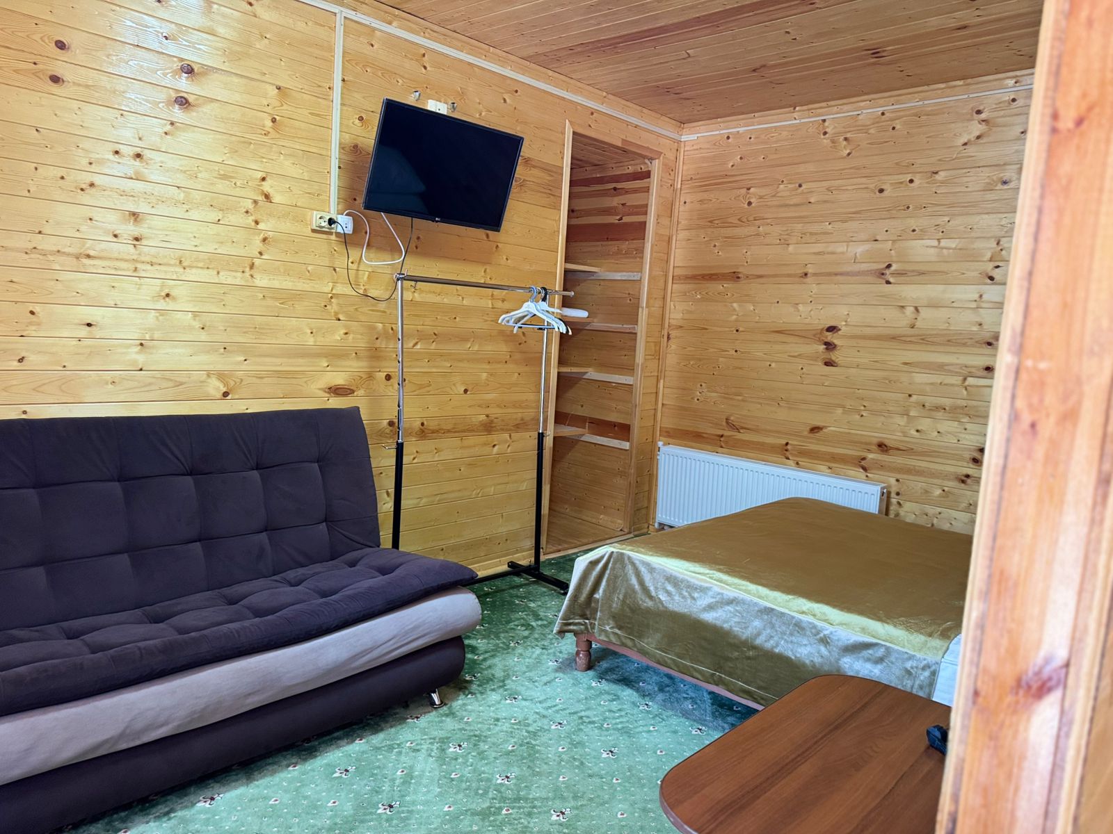 Номер в домике с личной зоной барбекю