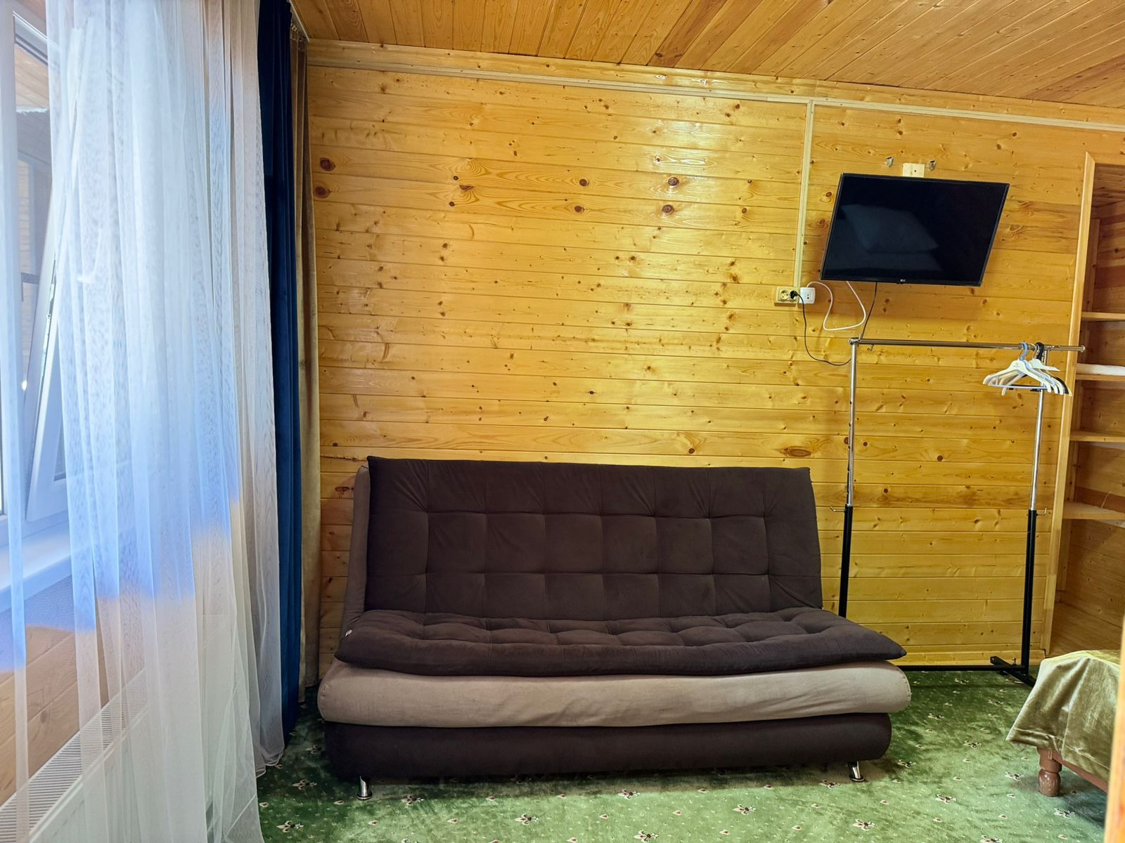 Номер в домике с личной зоной барбекю