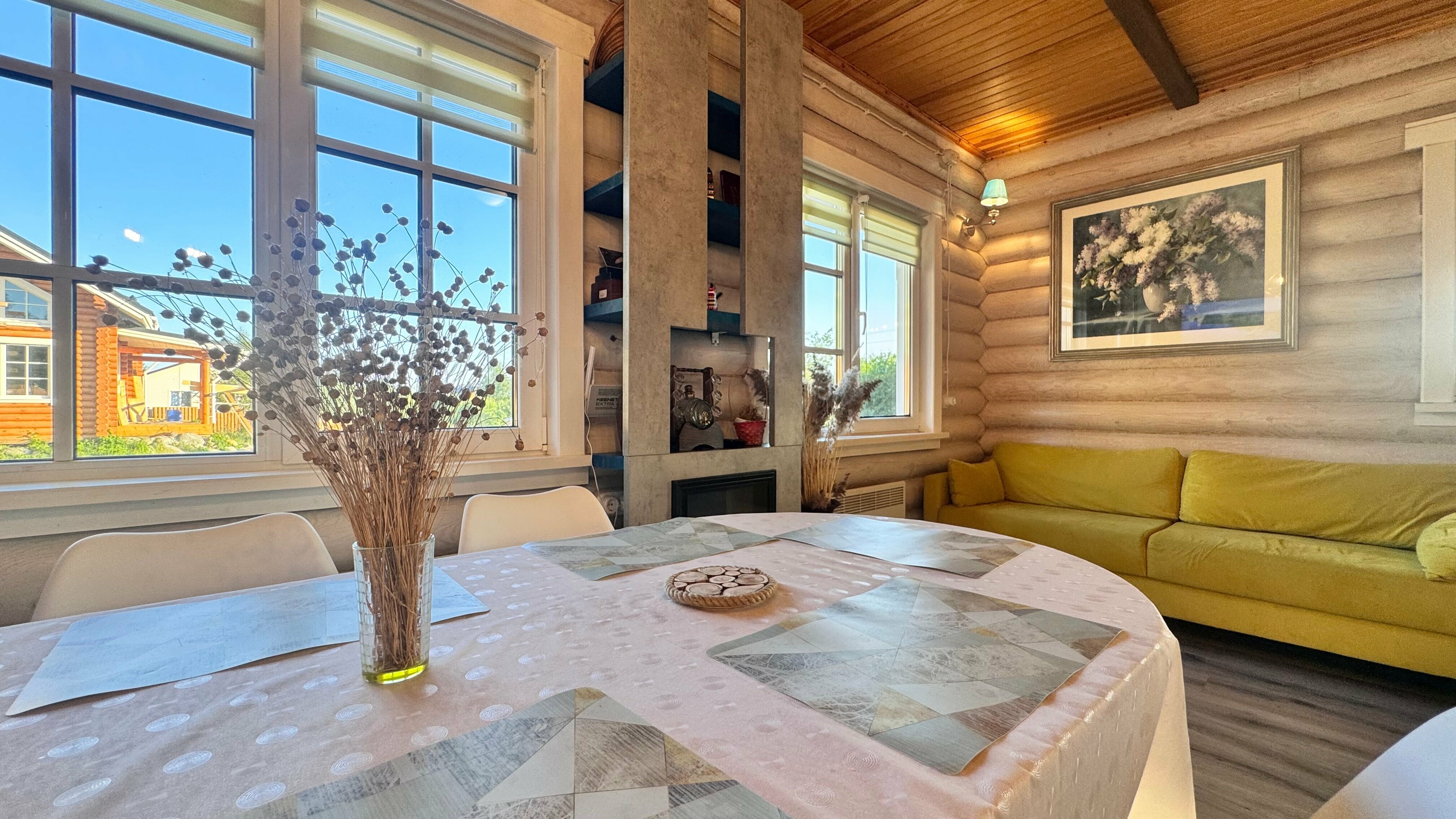 Усадьба "Ладожские этюды" у подножия горы Хийденвуори