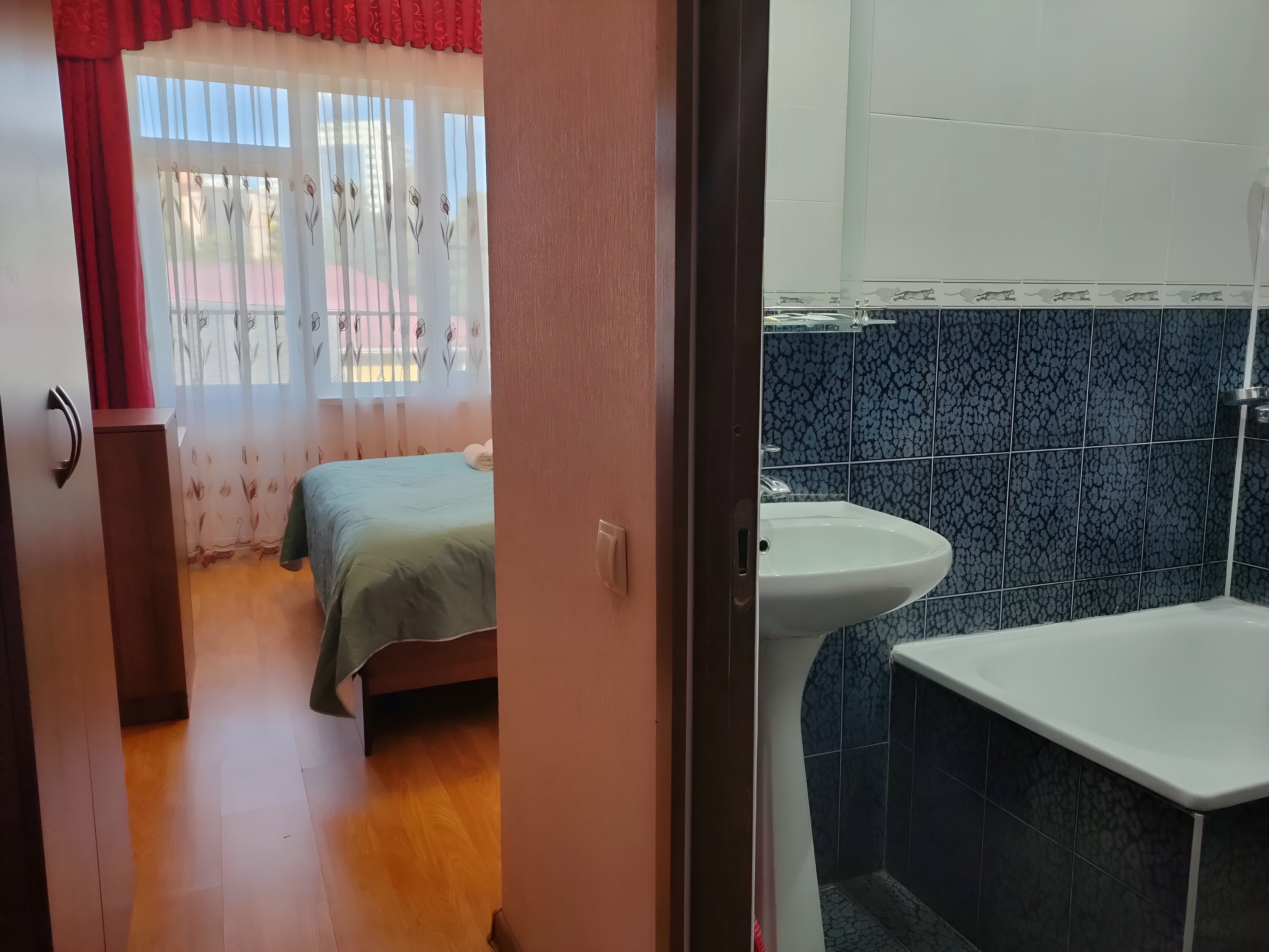 Двухместный номер с 1 кроватью или 2 отдельными кроватями и балконом