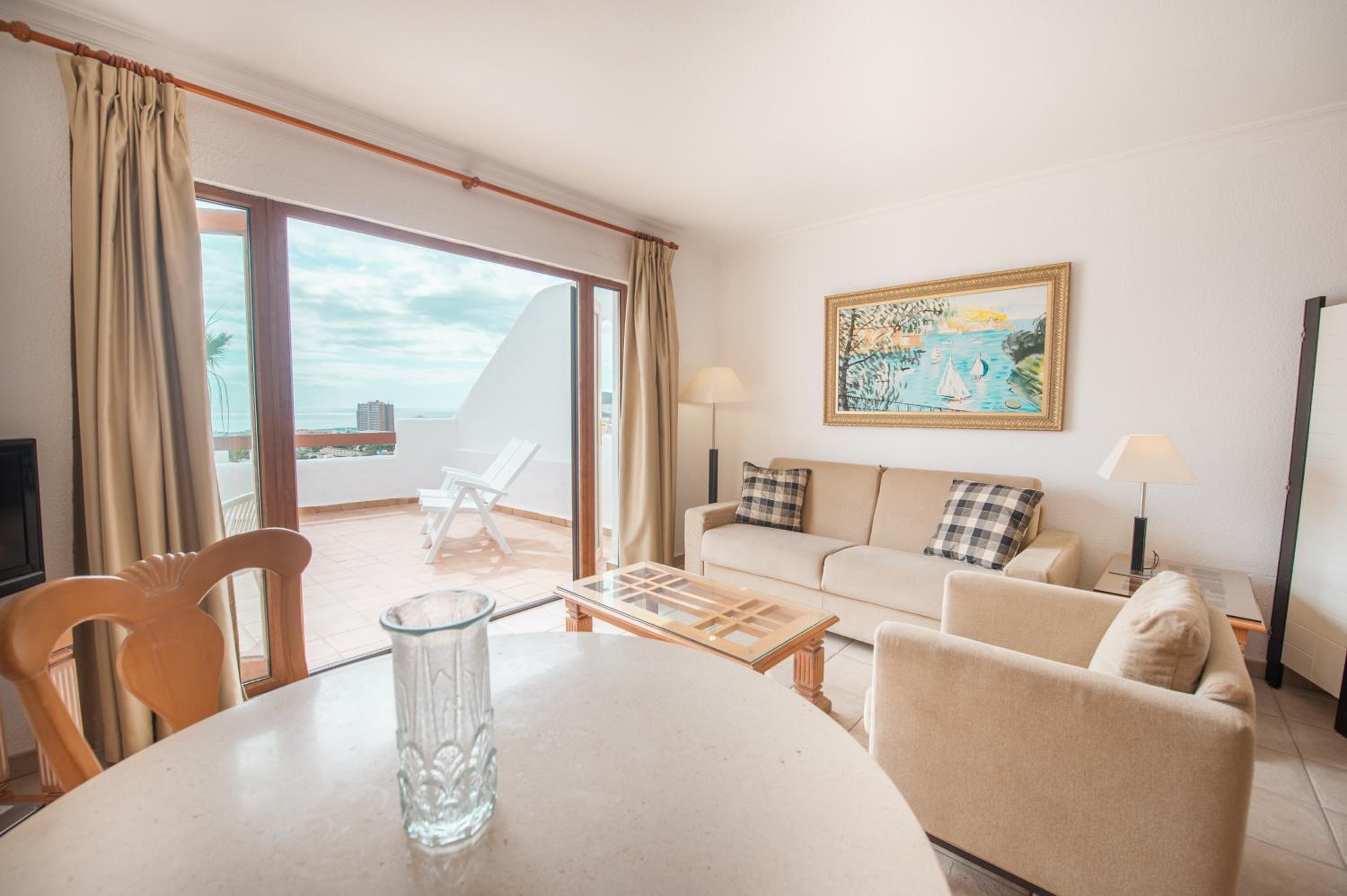 Studio with Sea View