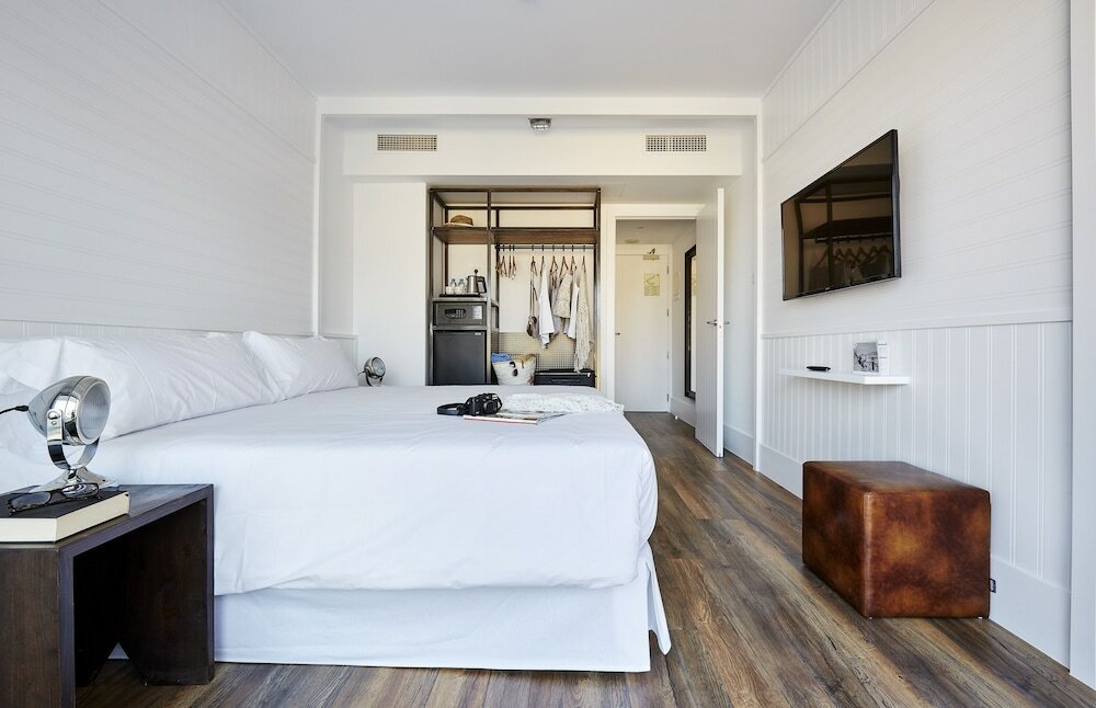 Double Room, Balcony