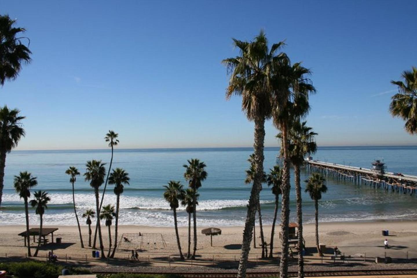 Deluxe Two-Bedroom Suite - Ocean Front