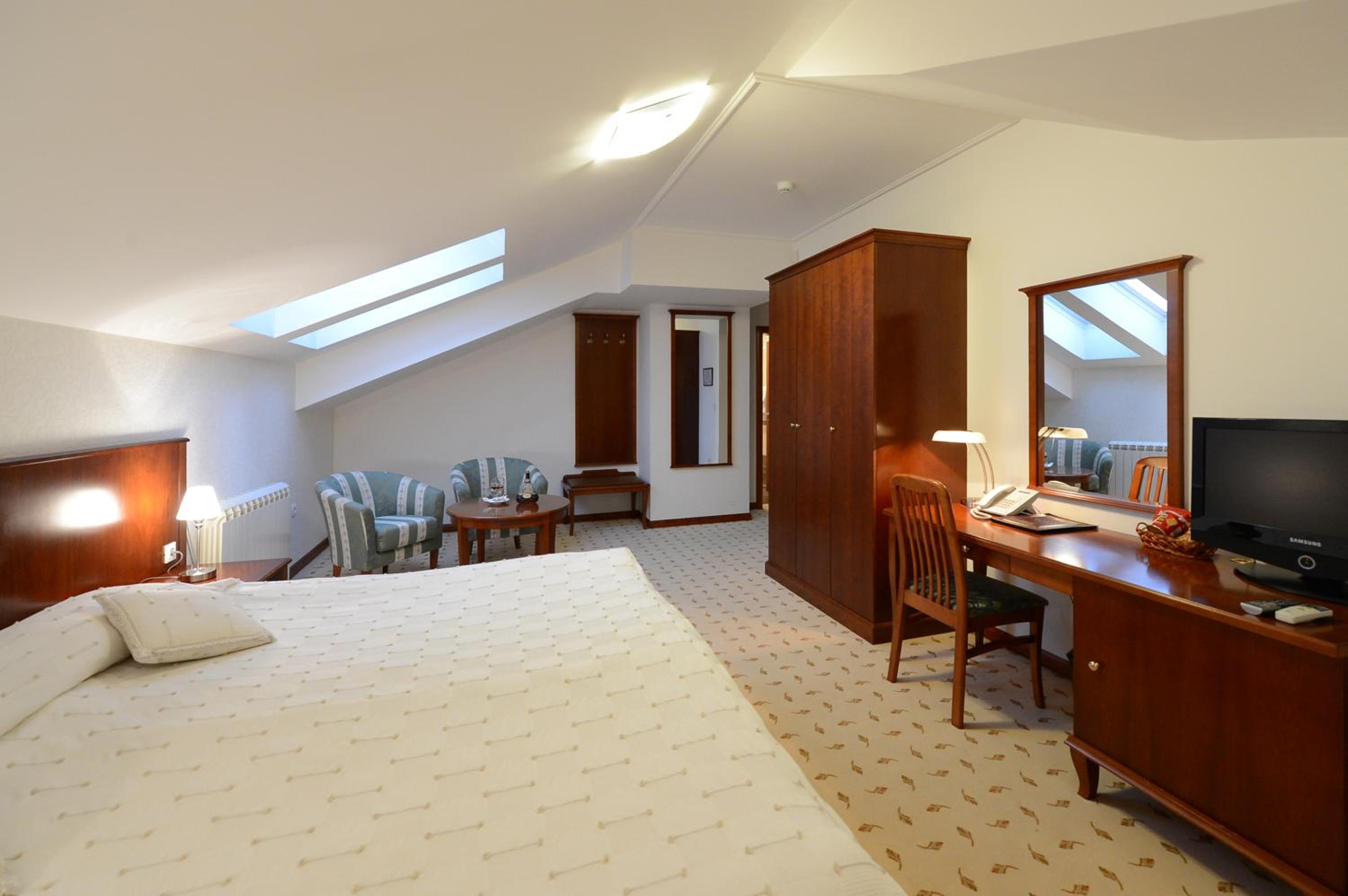 Double or Twin Room with Free Parking