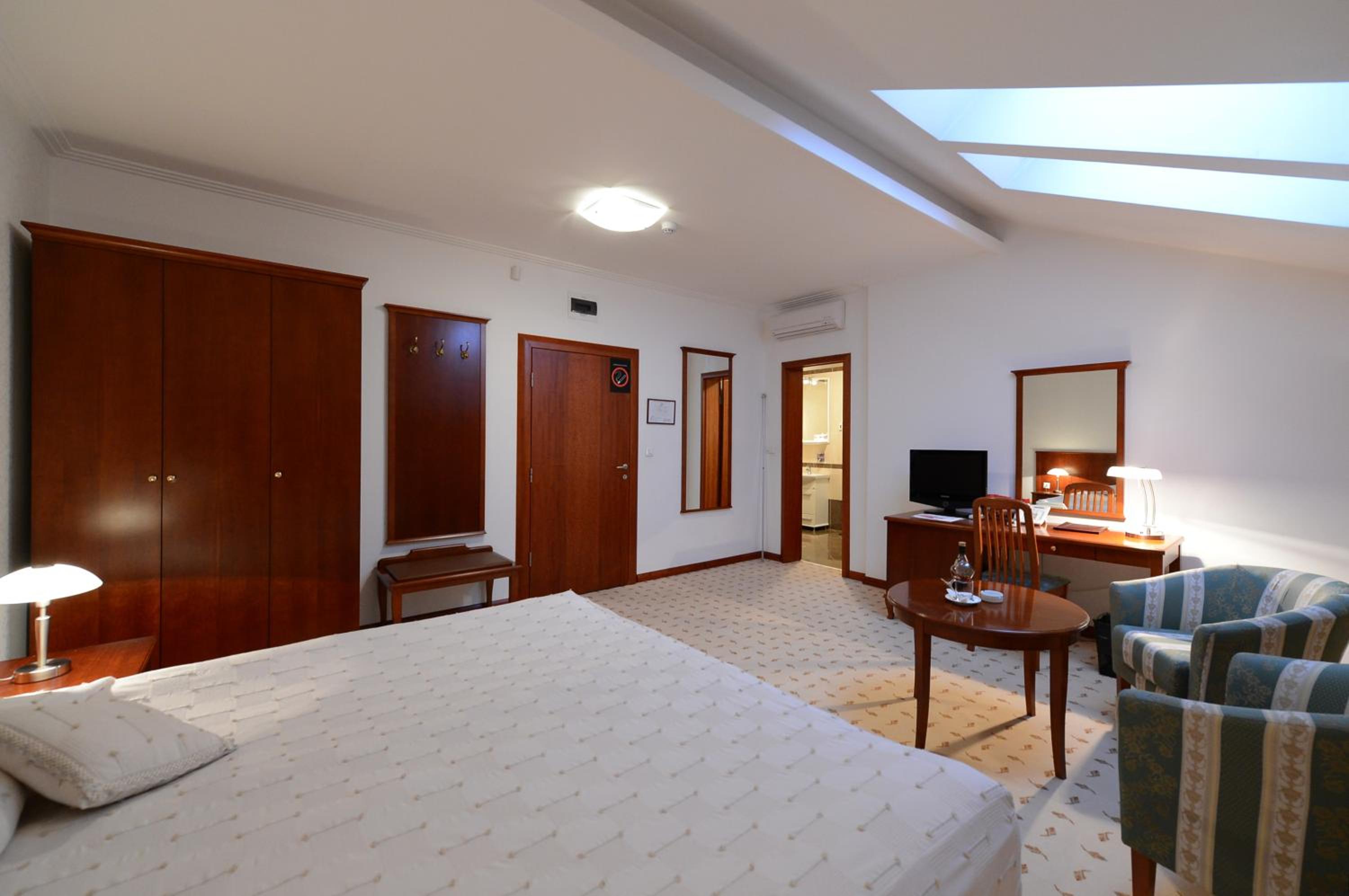 Double or Twin Room with Free Parking
