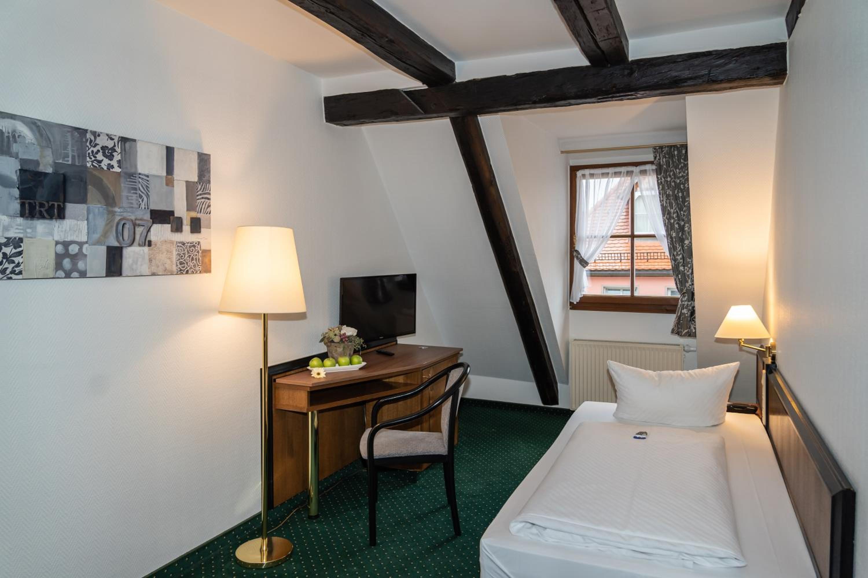 Standard Single Room