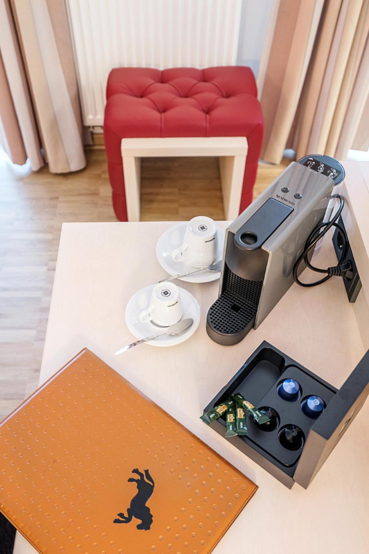 Deluxe Double/Twin Room – main building (4-Star-Category)