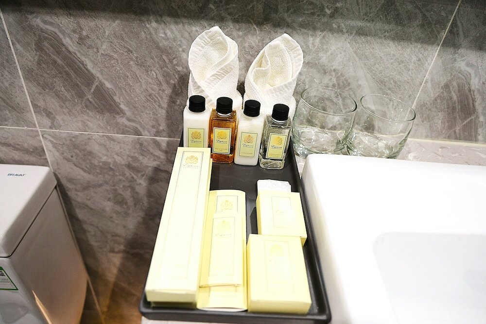 Supreme Deluxe Twin Mountain and River View