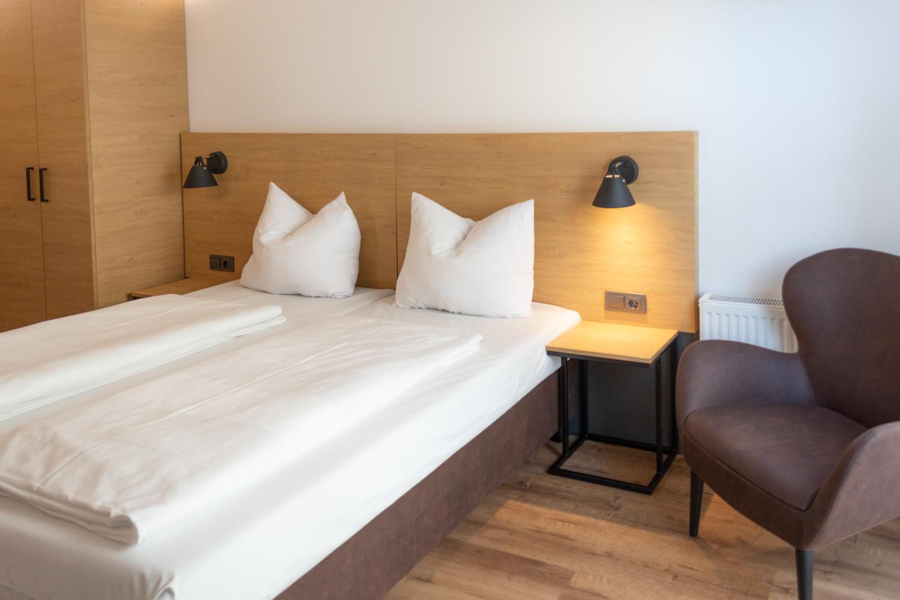 Studio Apartment L with Kitchen