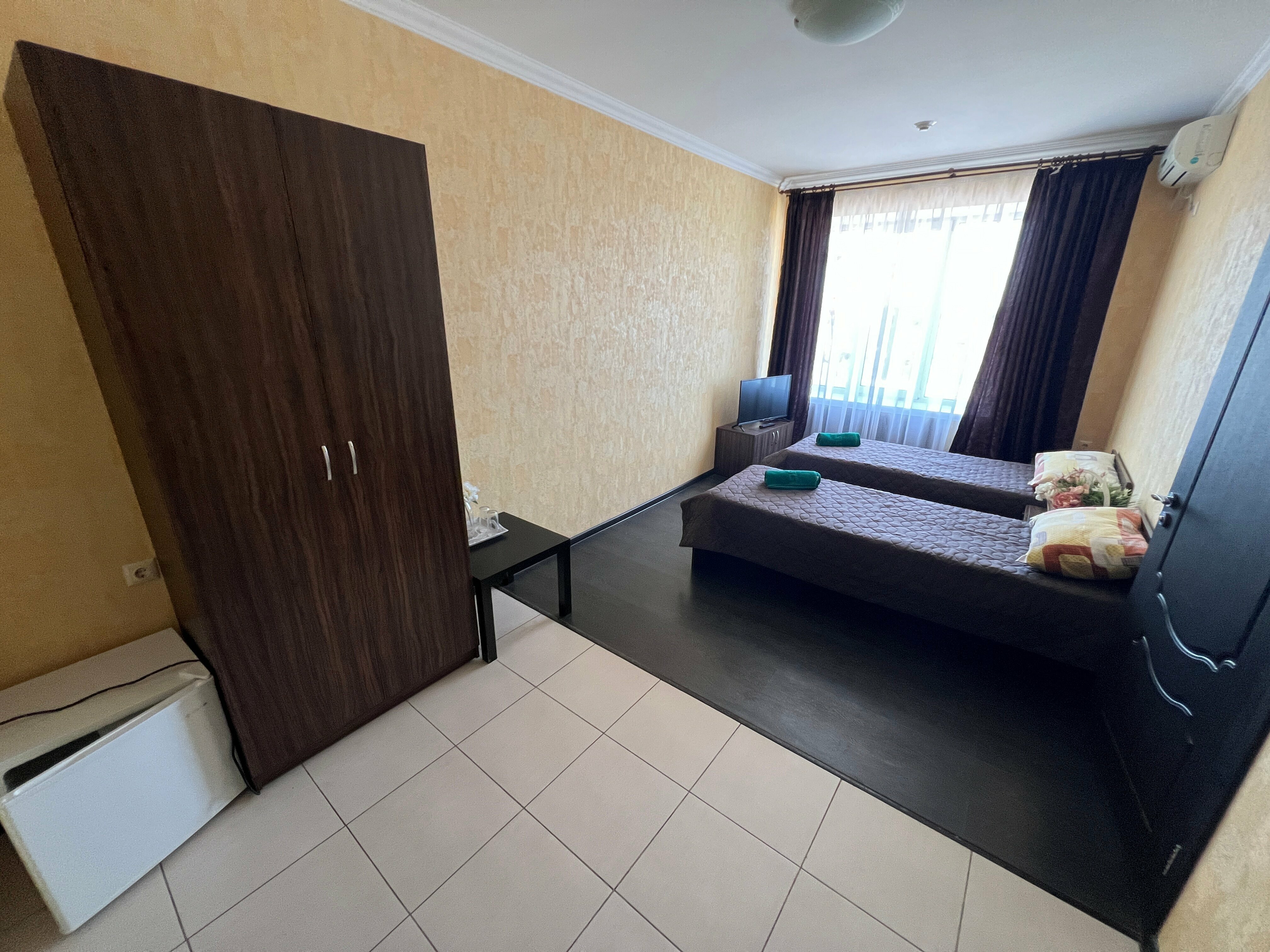 Улучшенный хостельный мужской номер с подселением