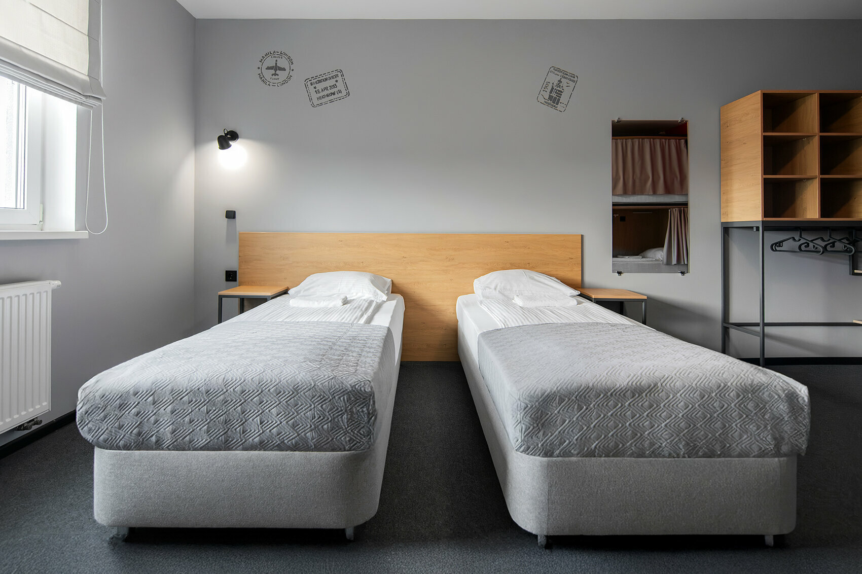 Семейный номер с общей ванной комнатой