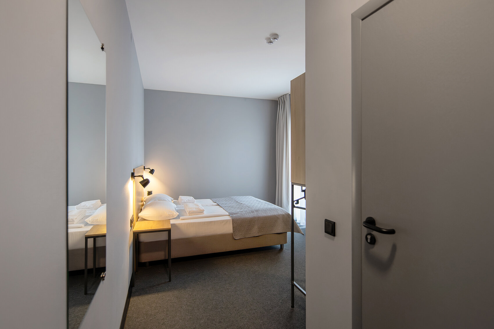 2-местный номер с собственной ванной комнатой