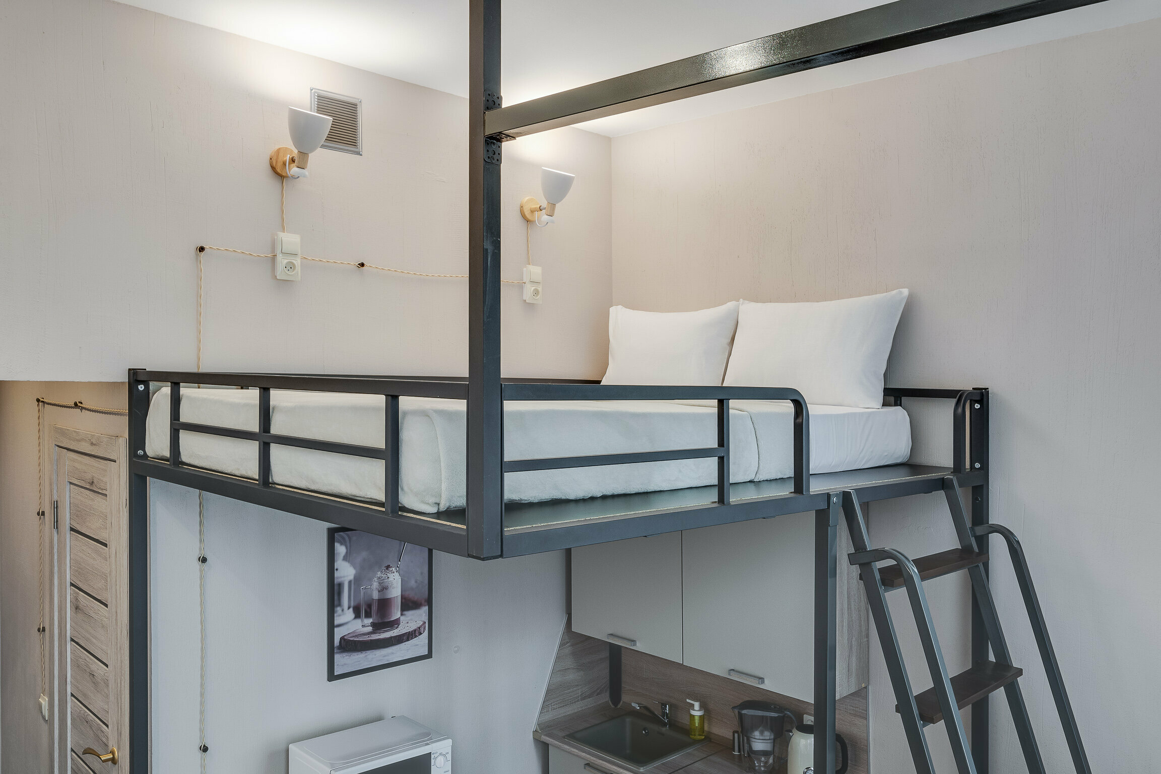 Двухуровневый четырехместный номер