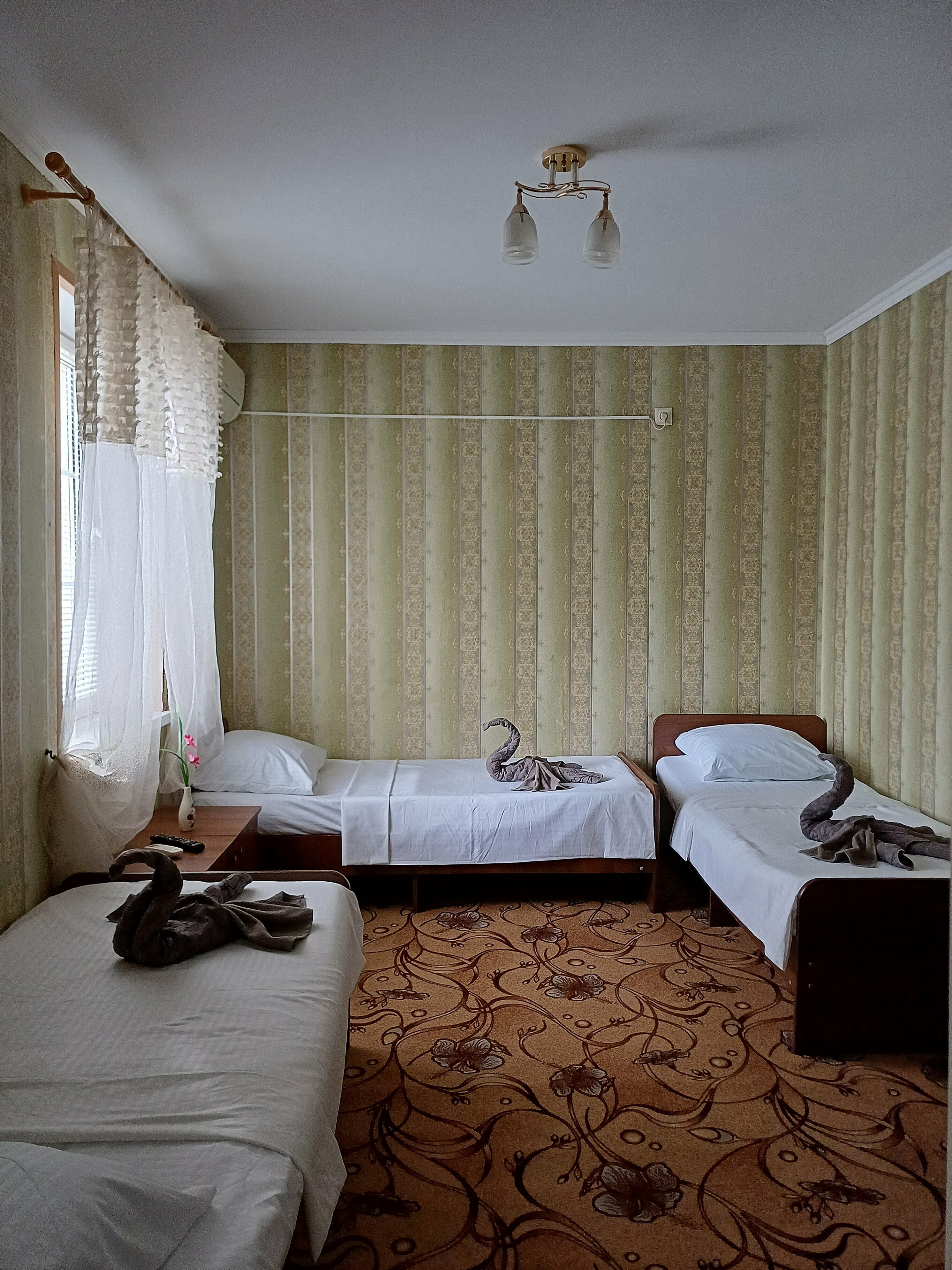 Классический трехместный номер