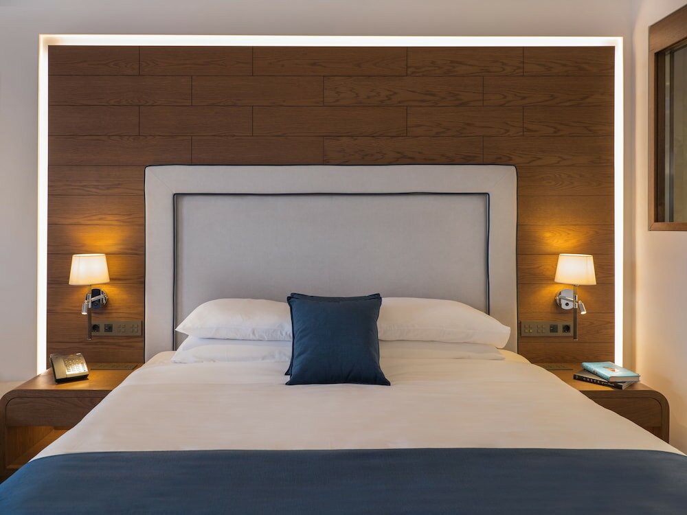 Deluxe Junior Suite Pool Front with Sea View and Private Pool