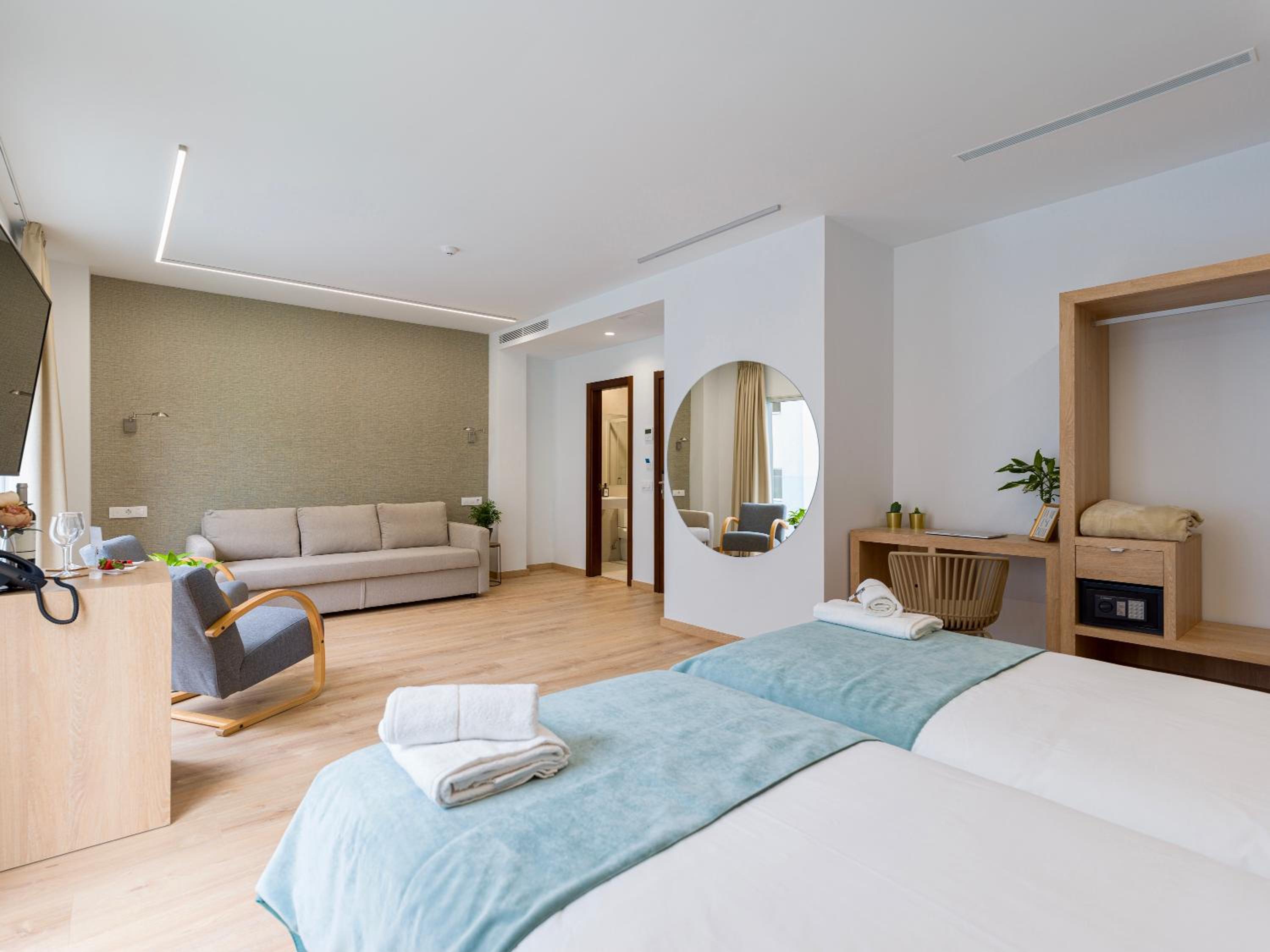 Junior Suite with Balcony