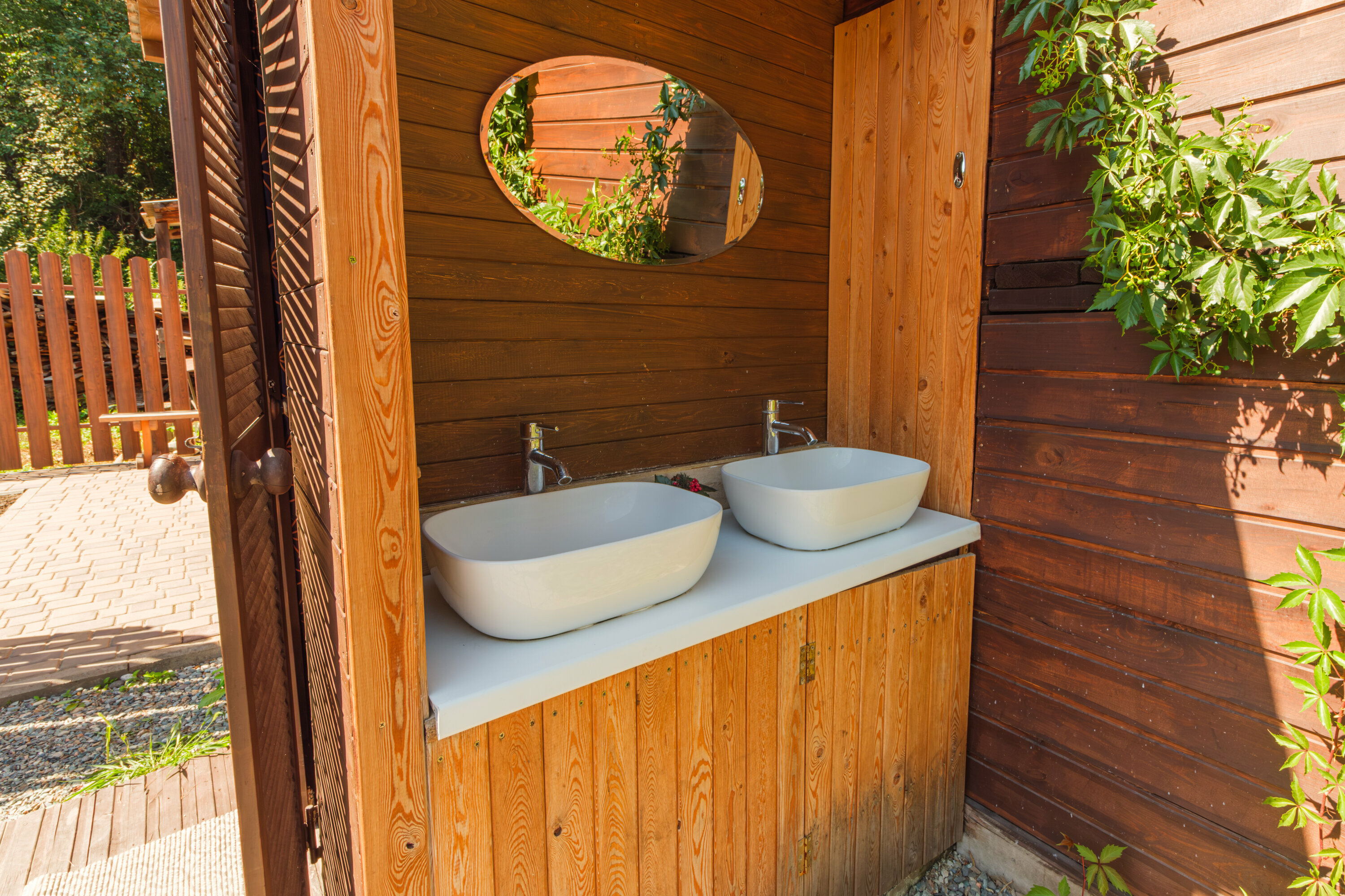 Отдельно стоящий летний домик