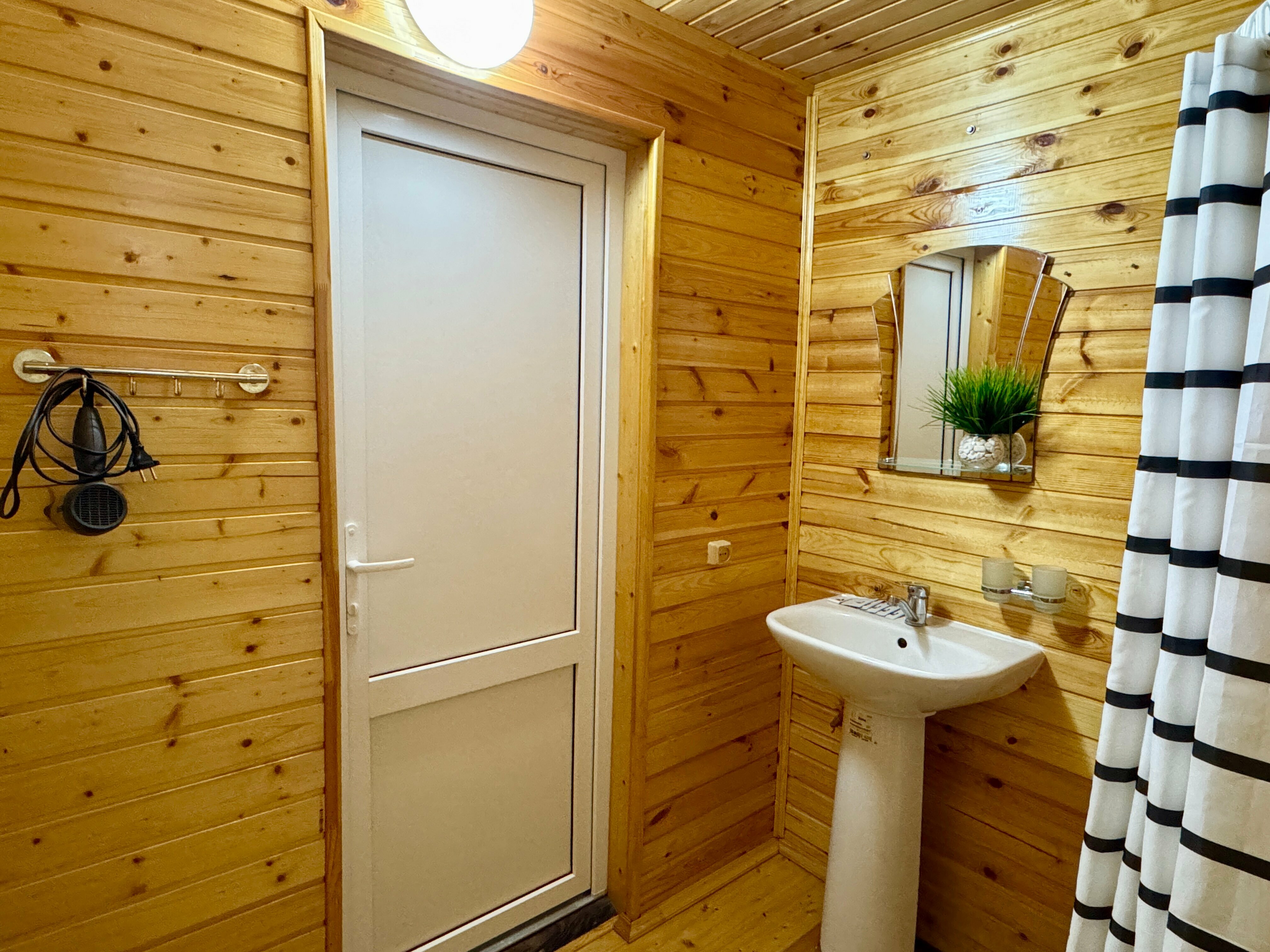 1–комнатный 5-местный с мини-кухней и террасой