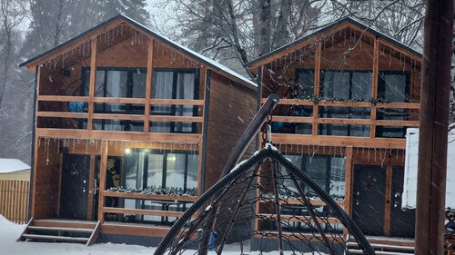 Коттедж с видом на лес